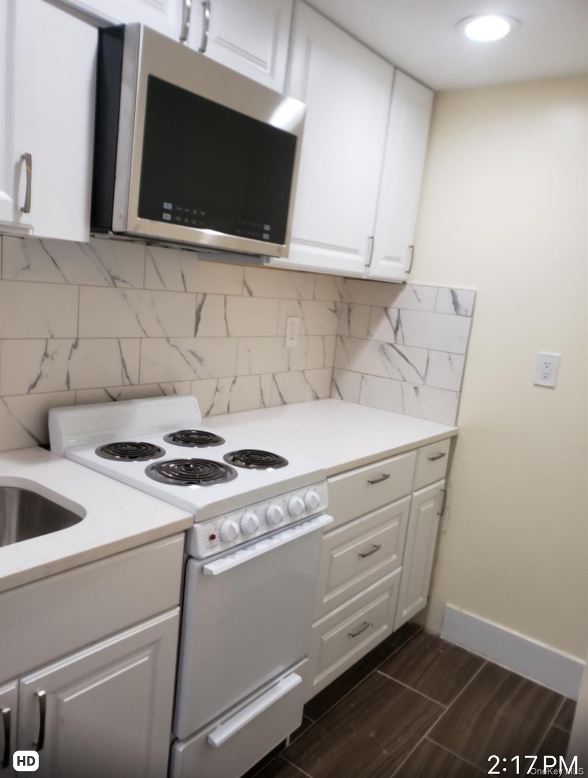 #2 photo, 18 Pitcher St, West Babylon , NY 11704