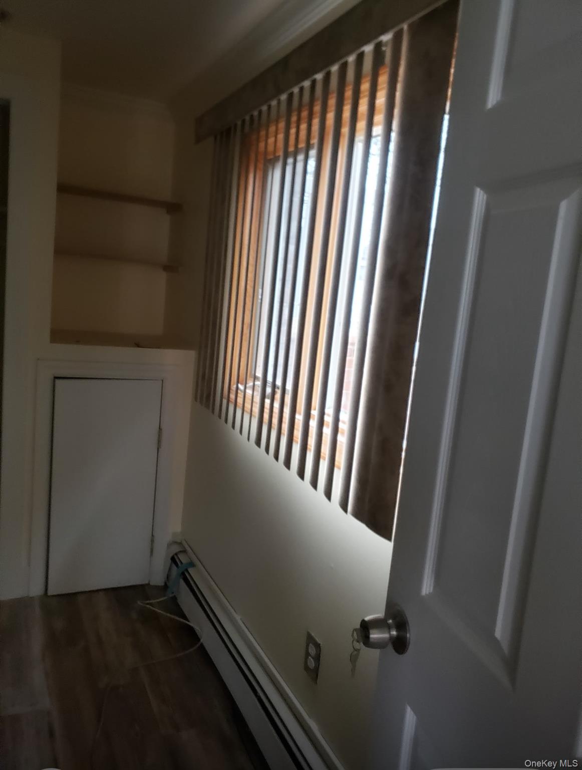 #5 photo, 18 Pitcher St, West Babylon , NY 11704