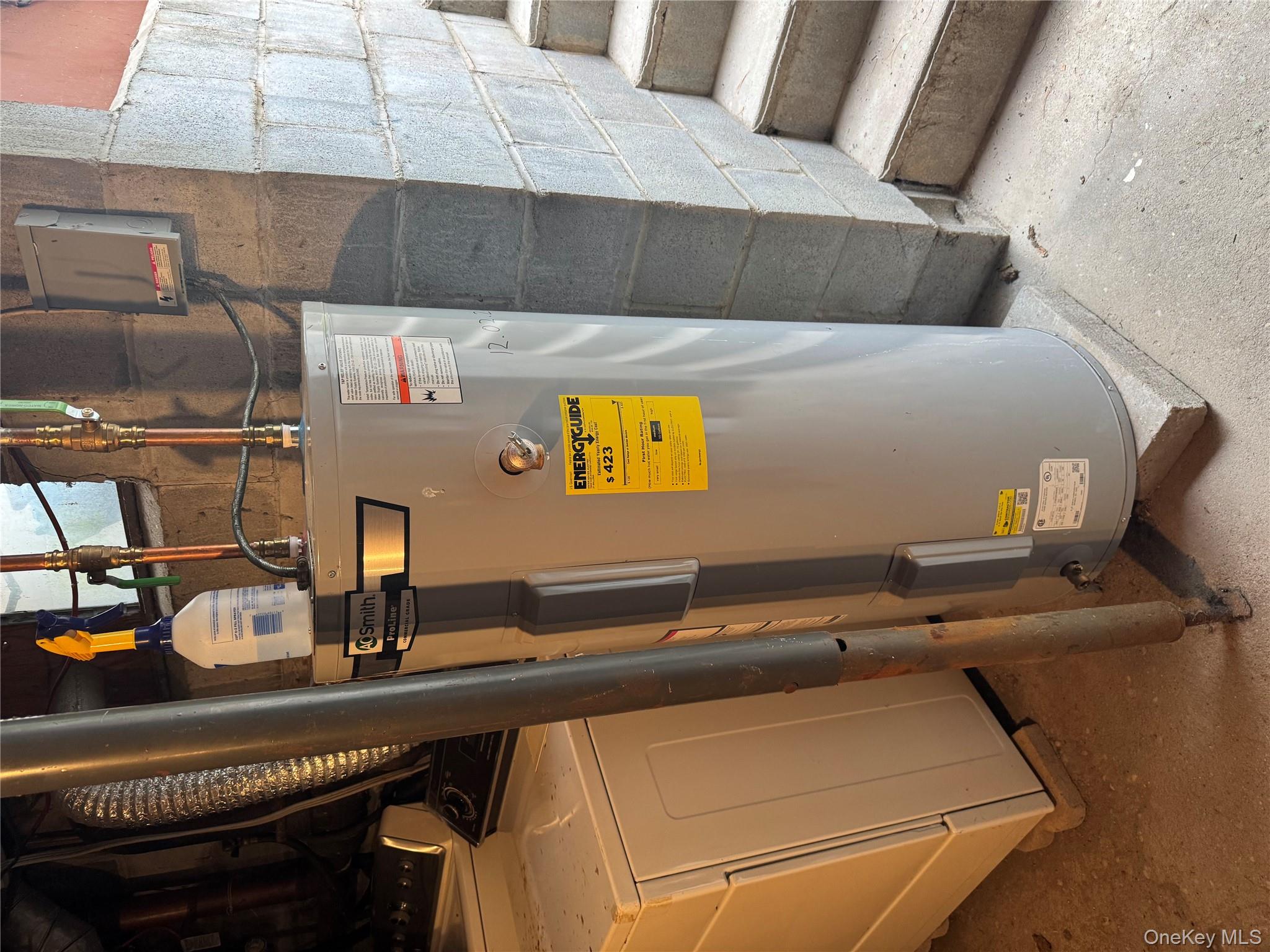 #16 photo, 39 North Rd., Hampton Bays , NY 11946