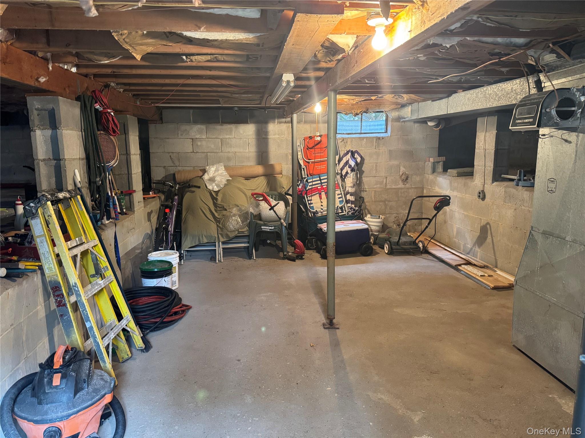 #17 photo, 39 North Rd., Hampton Bays , NY 11946