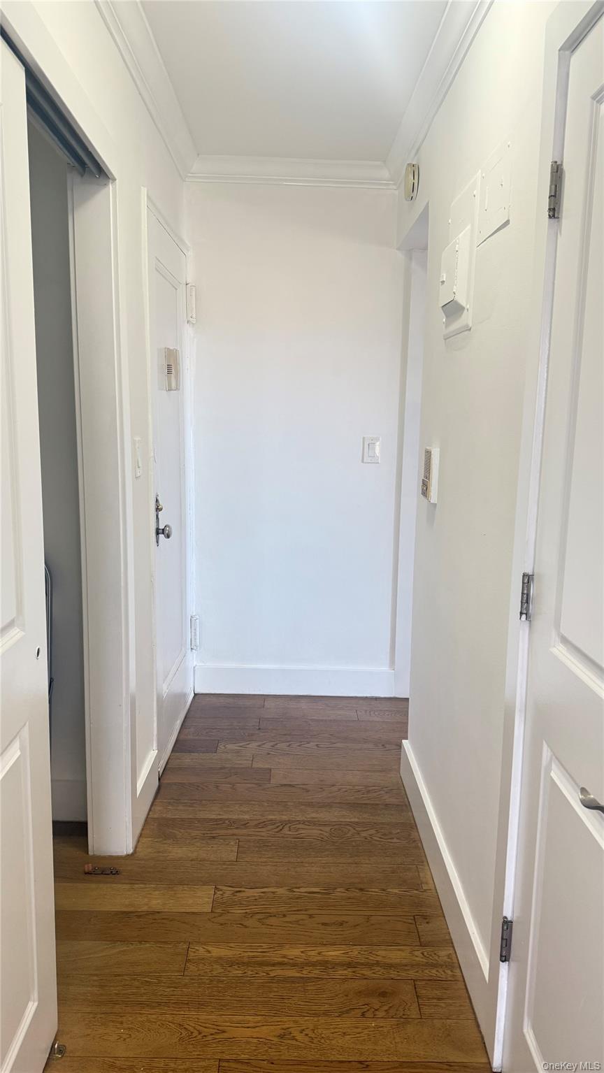 #6 photo, 15040 71 ave, Flushing , NY 11367