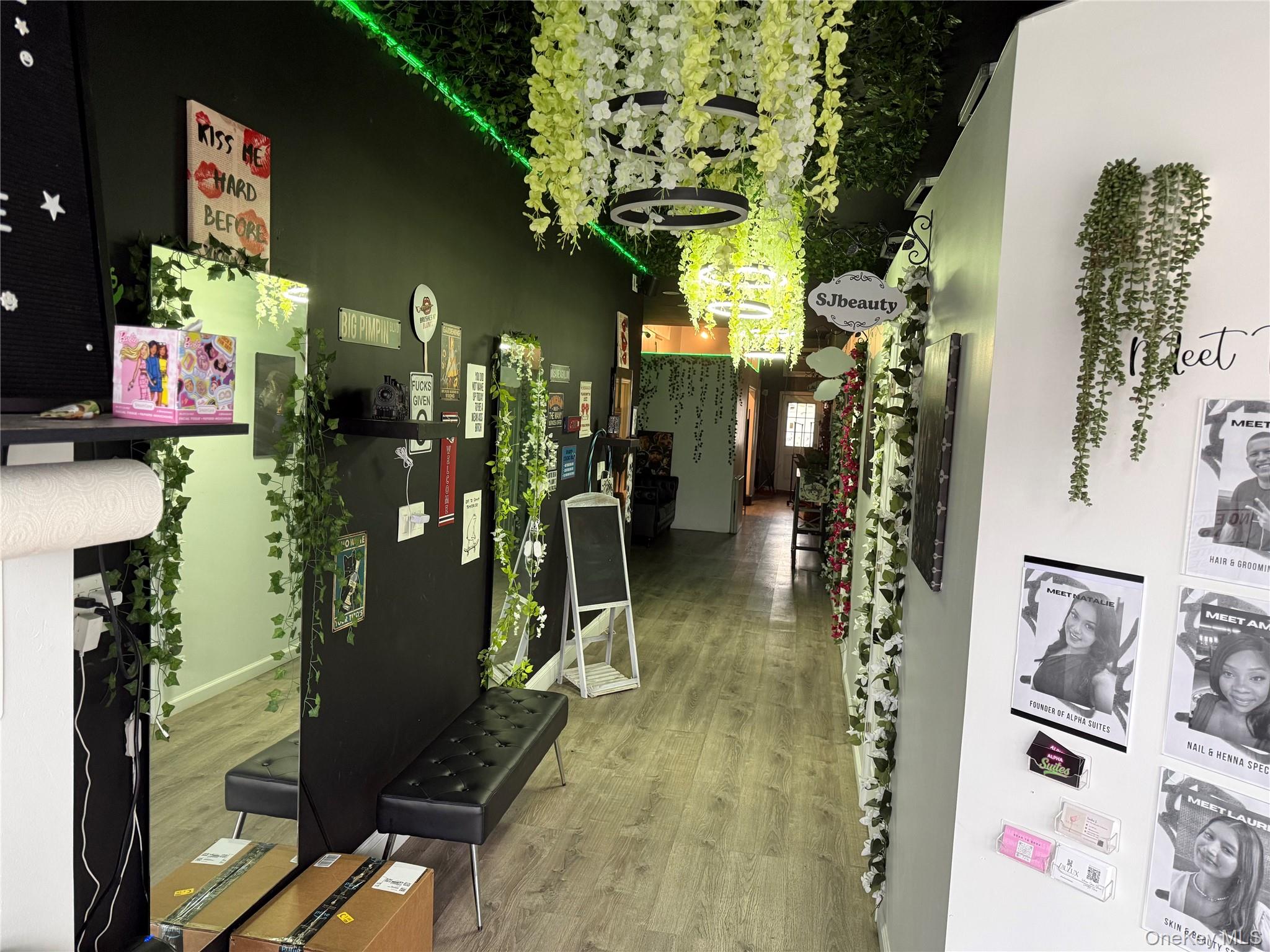 #4 photo, 248-51 Jericho Tpke, Bellerose , NY 11426