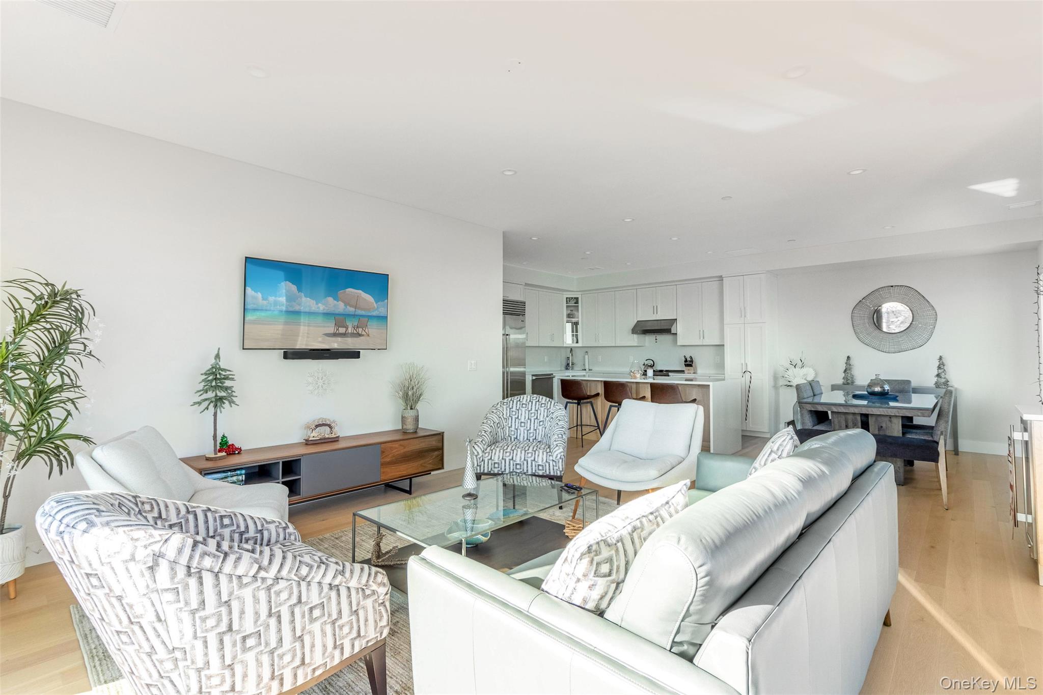 #13 photo, 123 Sterling Avenue, Greenport , NY 11944