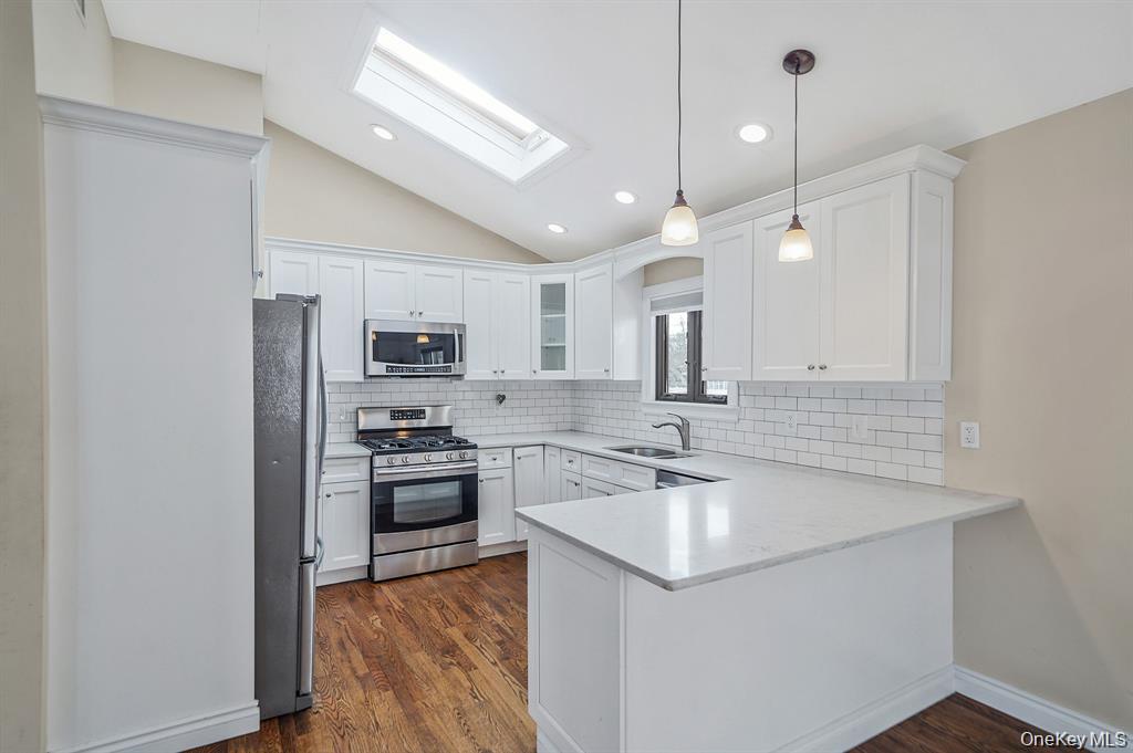 #15 photo, 745 S 9th Street, Lindenhurst , NY 11757