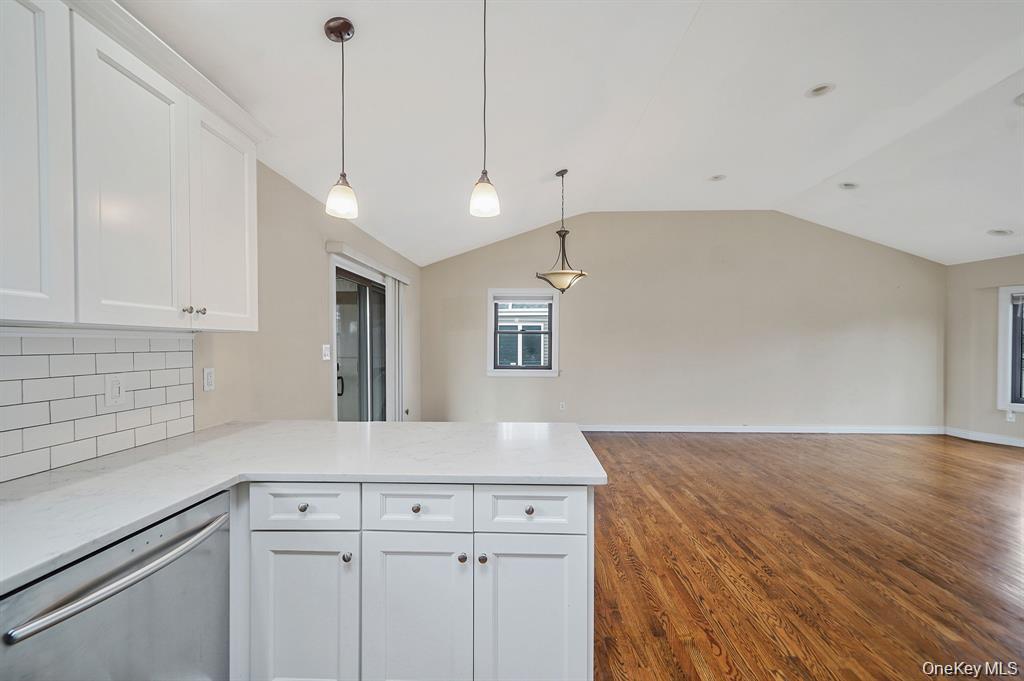 #17 photo, 745 S 9th Street, Lindenhurst , NY 11757