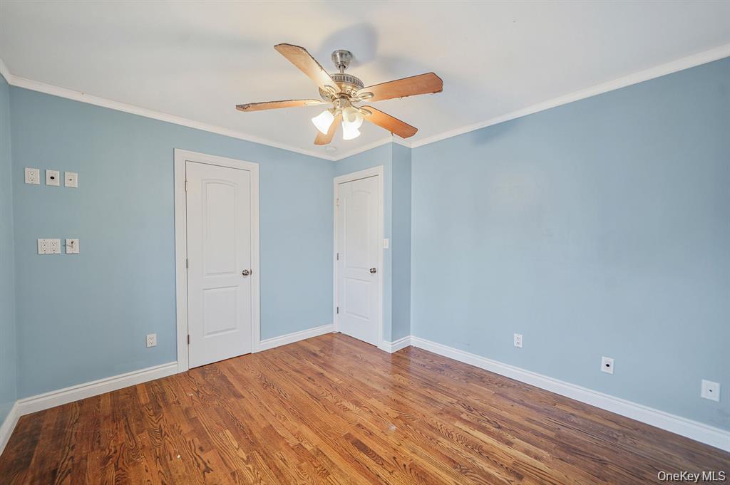 #19 photo, 745 S 9th Street, Lindenhurst , NY 11757