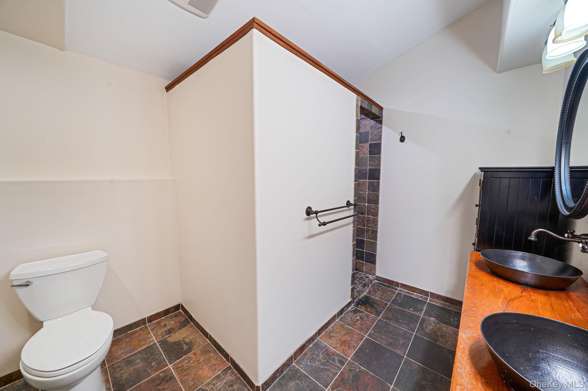 #14 photo, 32 Williams Avenue, サフォーク郡 Holtsville , NY 11742