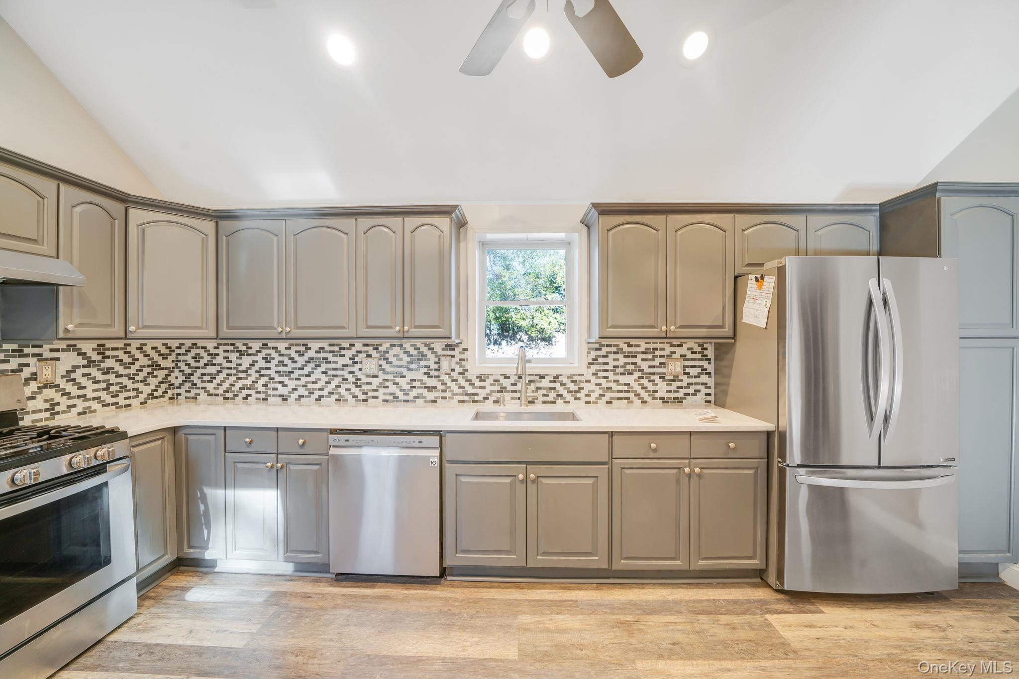 #6 photo, 32 Williams Avenue, サフォーク郡 Holtsville , NY 11742