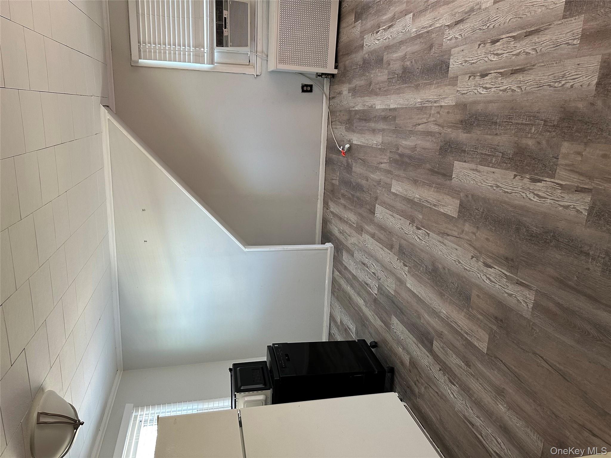 #7 photo, 626 Wool Avenue, Franklin Square , NY 11010