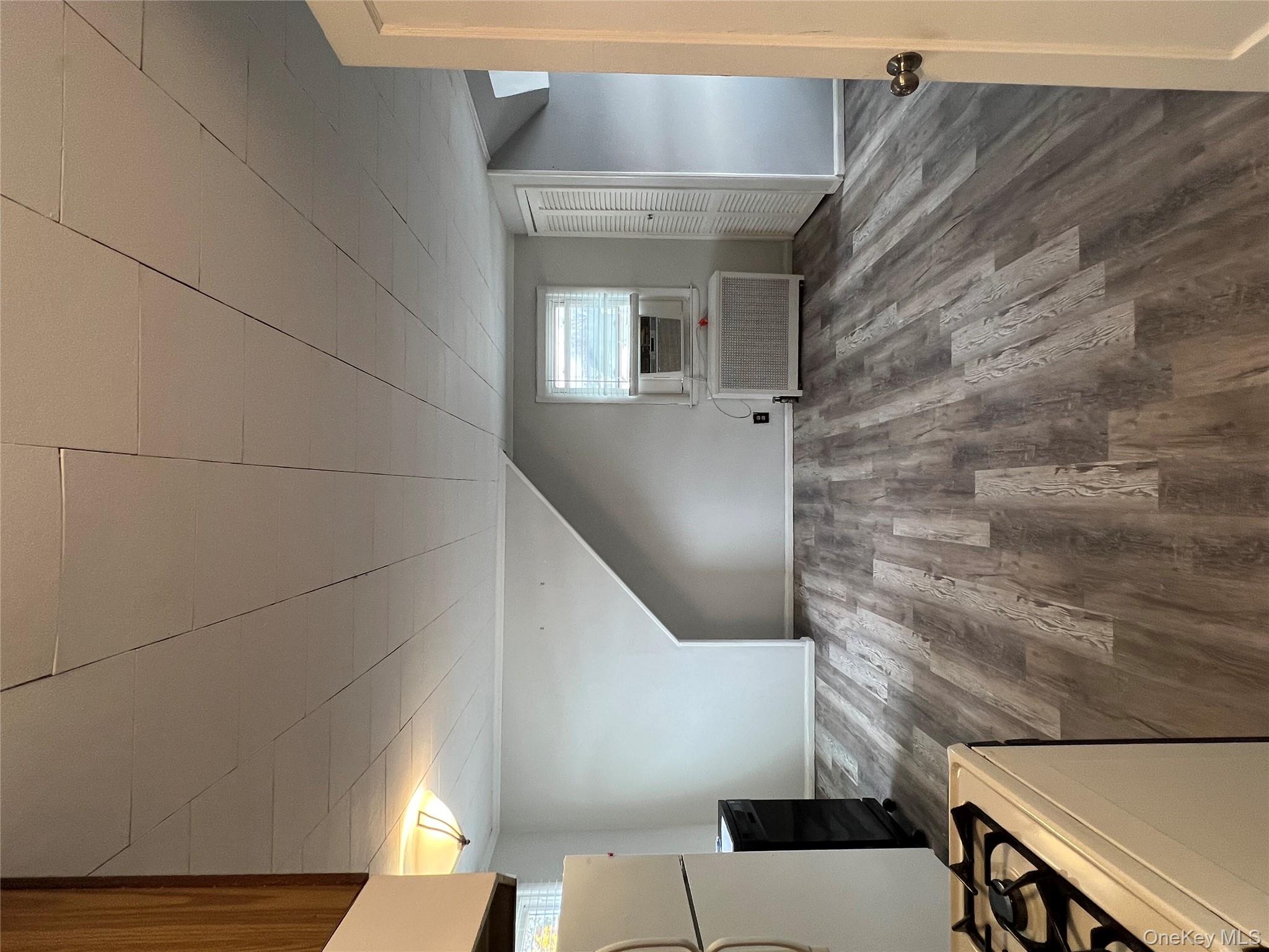 #8 photo, 626 Wool Avenue, Franklin Square , NY 11010