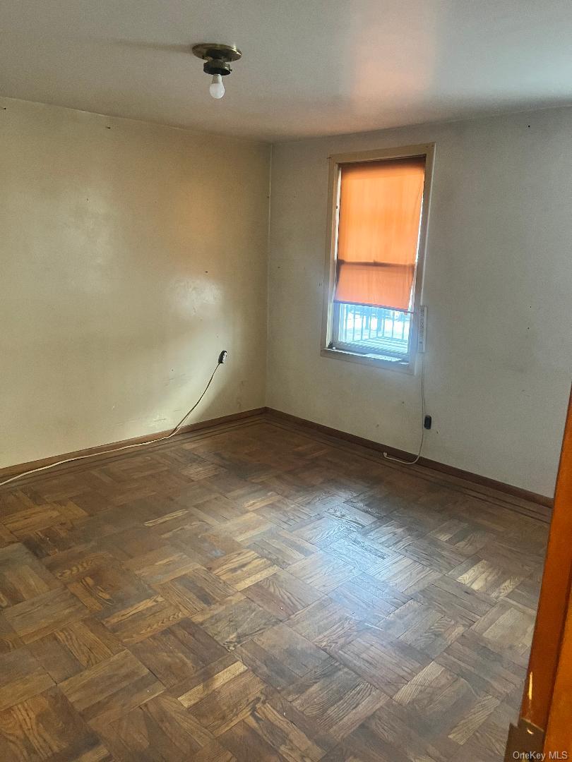 #8 photo, 2384 33rd Street, Astoria , NY 11105