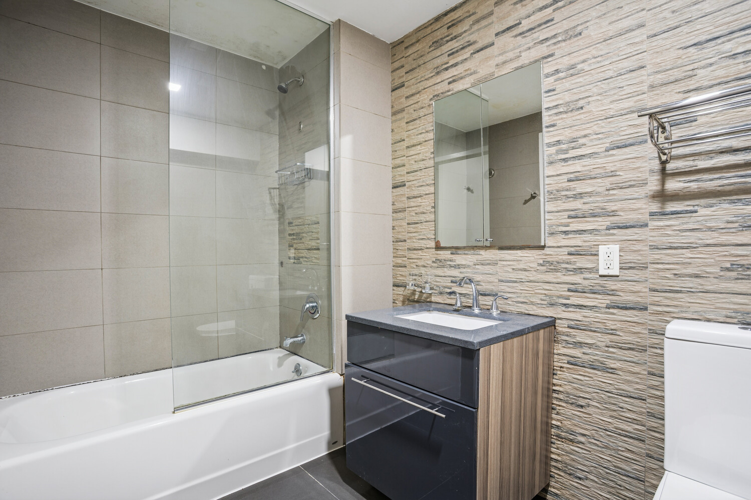 #9 photo, 77 E 110TH Street, South Harlem , NY 10029