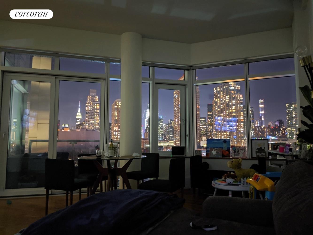 #14 photo, Hunters Point, Hunters Point , NY 11101