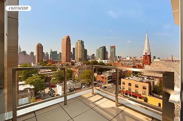 #7 photo, Hunters Point, Hunters Point , NY 11101