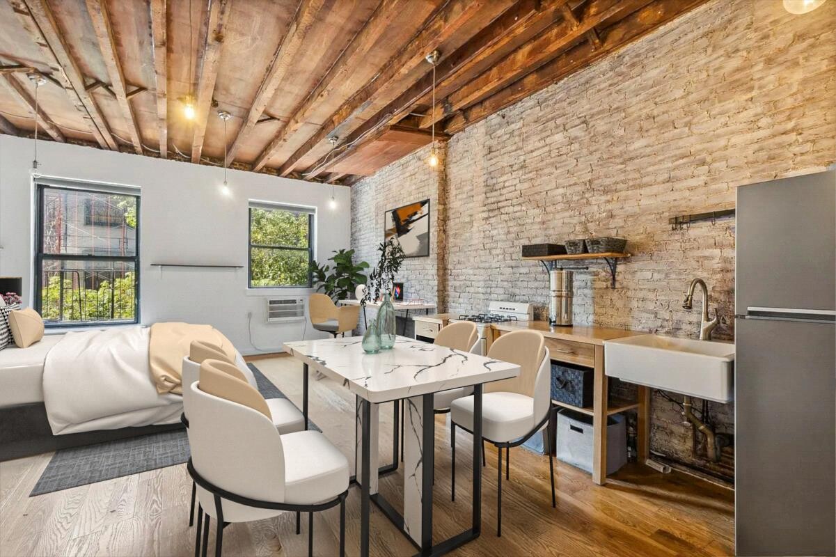 #1 photo, 105 W 77TH Street, Upper West Side , NY 10024