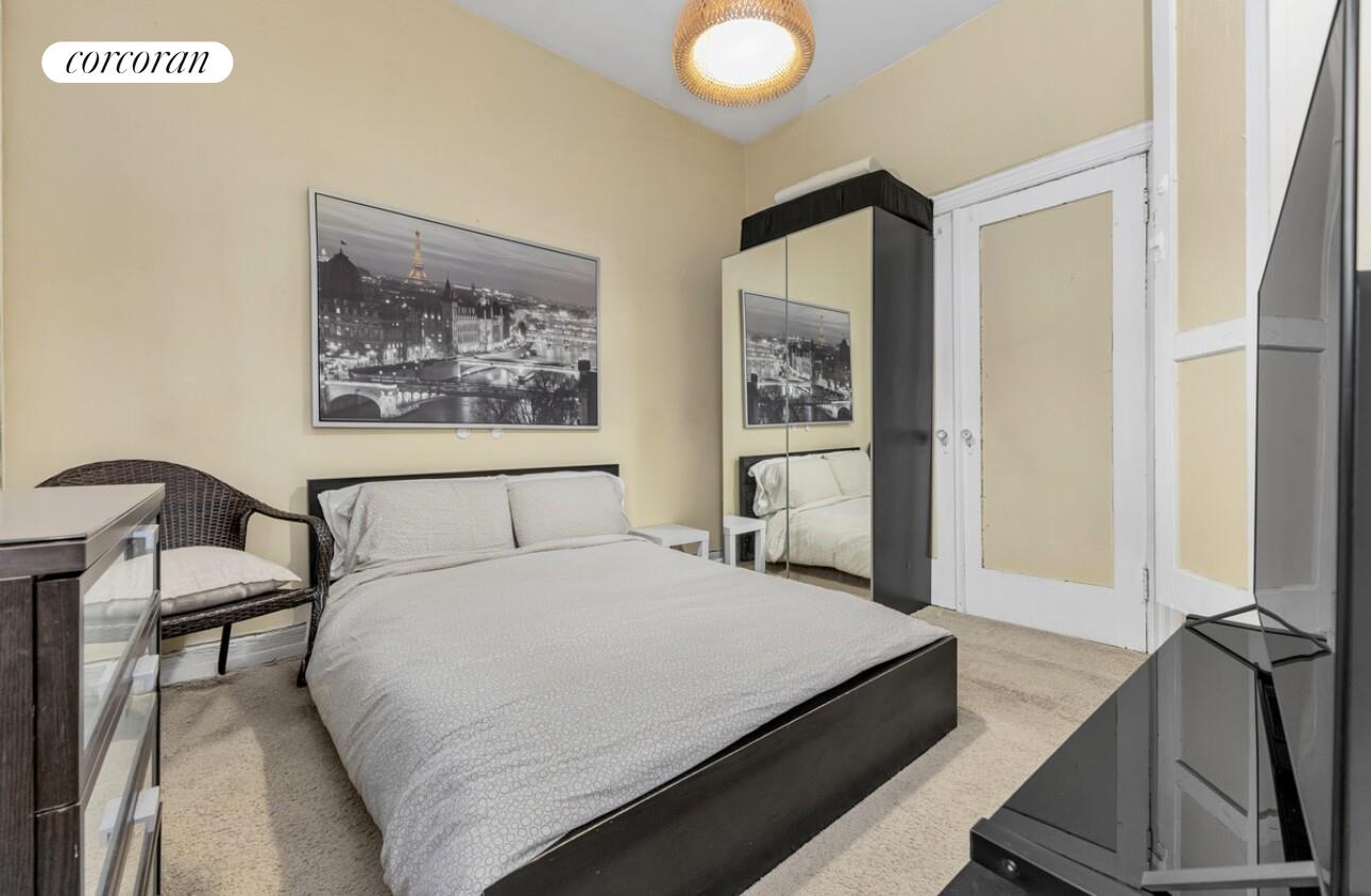 #2 photo, 205 E 124TH Street, East Harlem , NY 10035