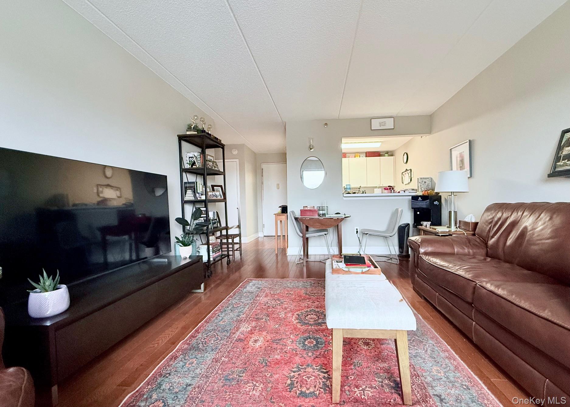 #17 photo, 123 Mamaroneck Avenue, Mamaroneck , NY 10543