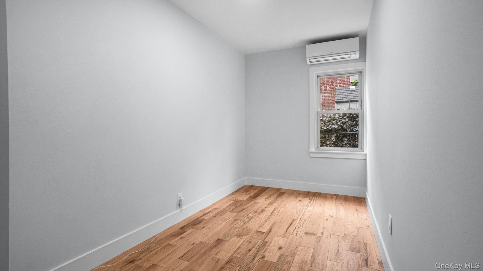 #13 photo, 2738 Miles Avenue, Bronx , NY 10465