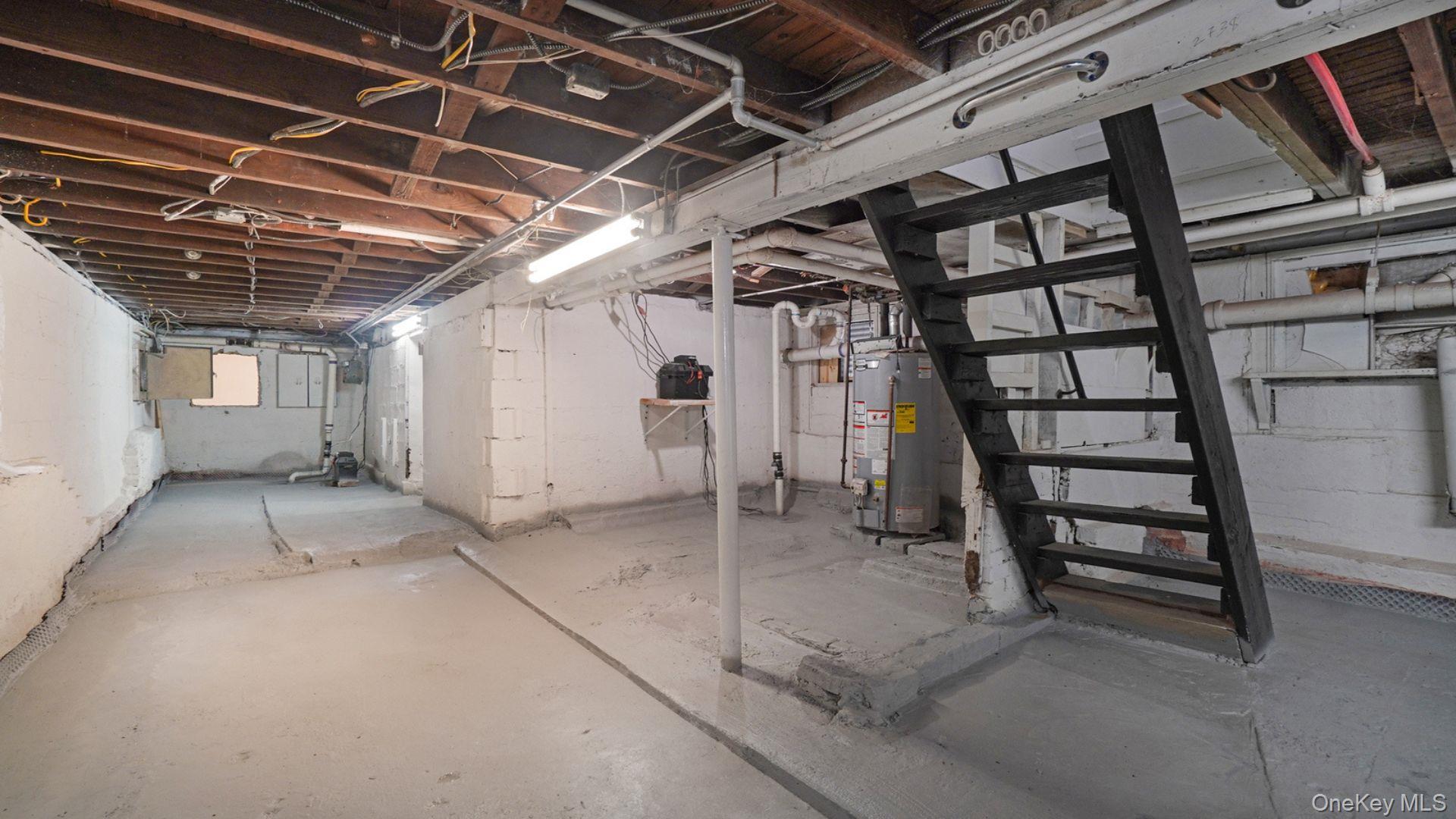 #17 photo, 2738 Miles Avenue, Bronx , NY 10465