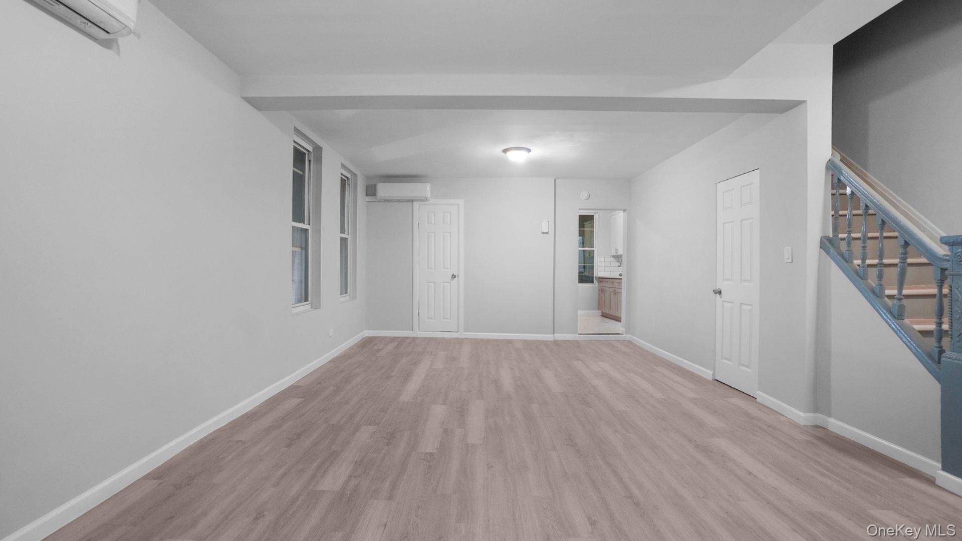 #9 photo, 2448 Webb Avenue, Bronx , NY 10468