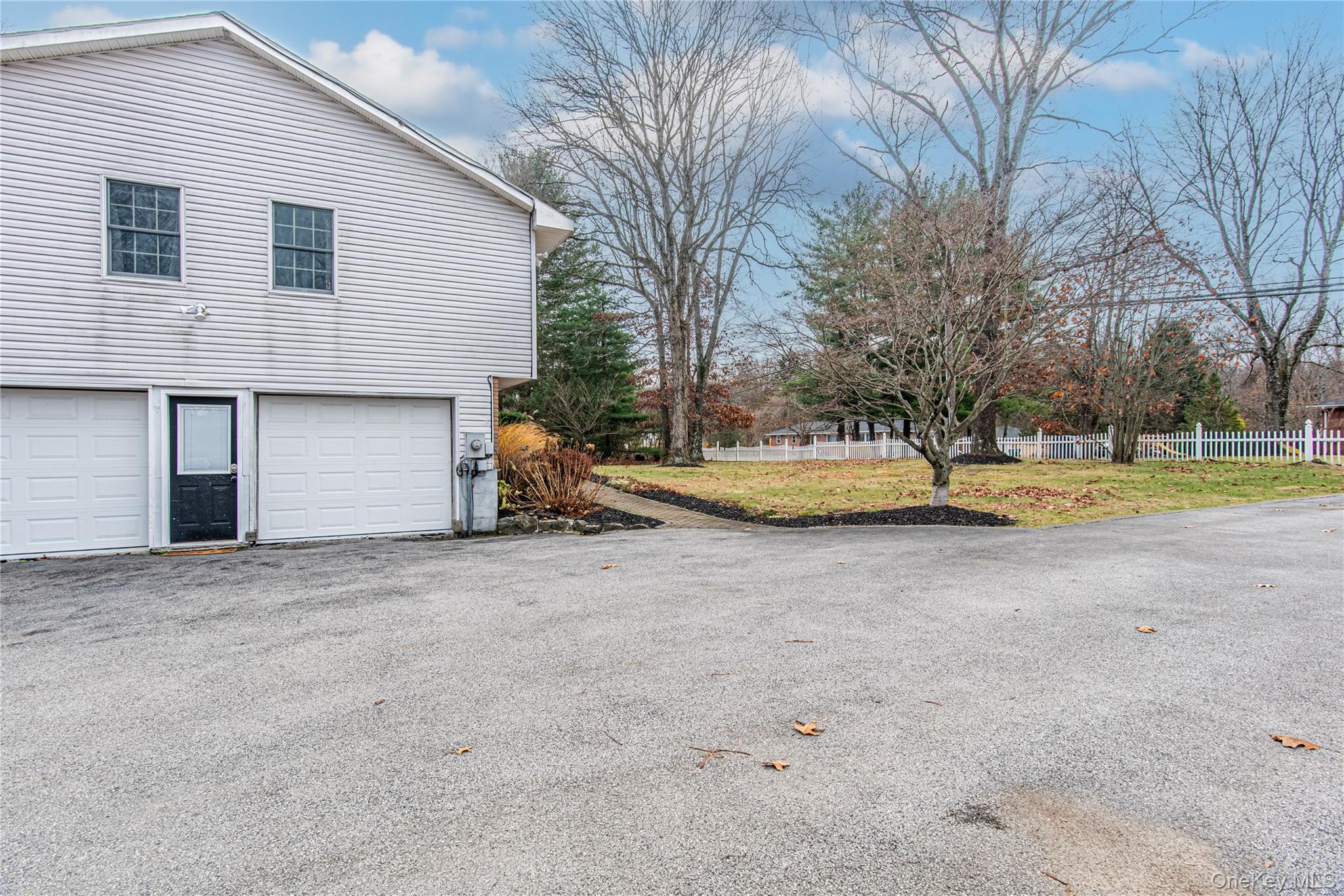 #4 photo, 105 Oak Ridge Road, Hopewell Junction , NY 12533