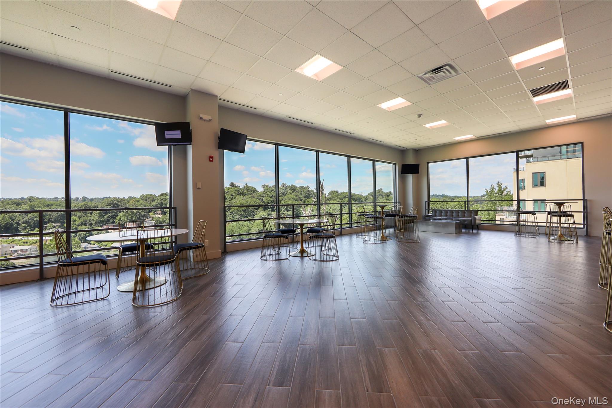 #5 photo, 701 Ridge Hill Boulevard, Yonkers , NY 10710