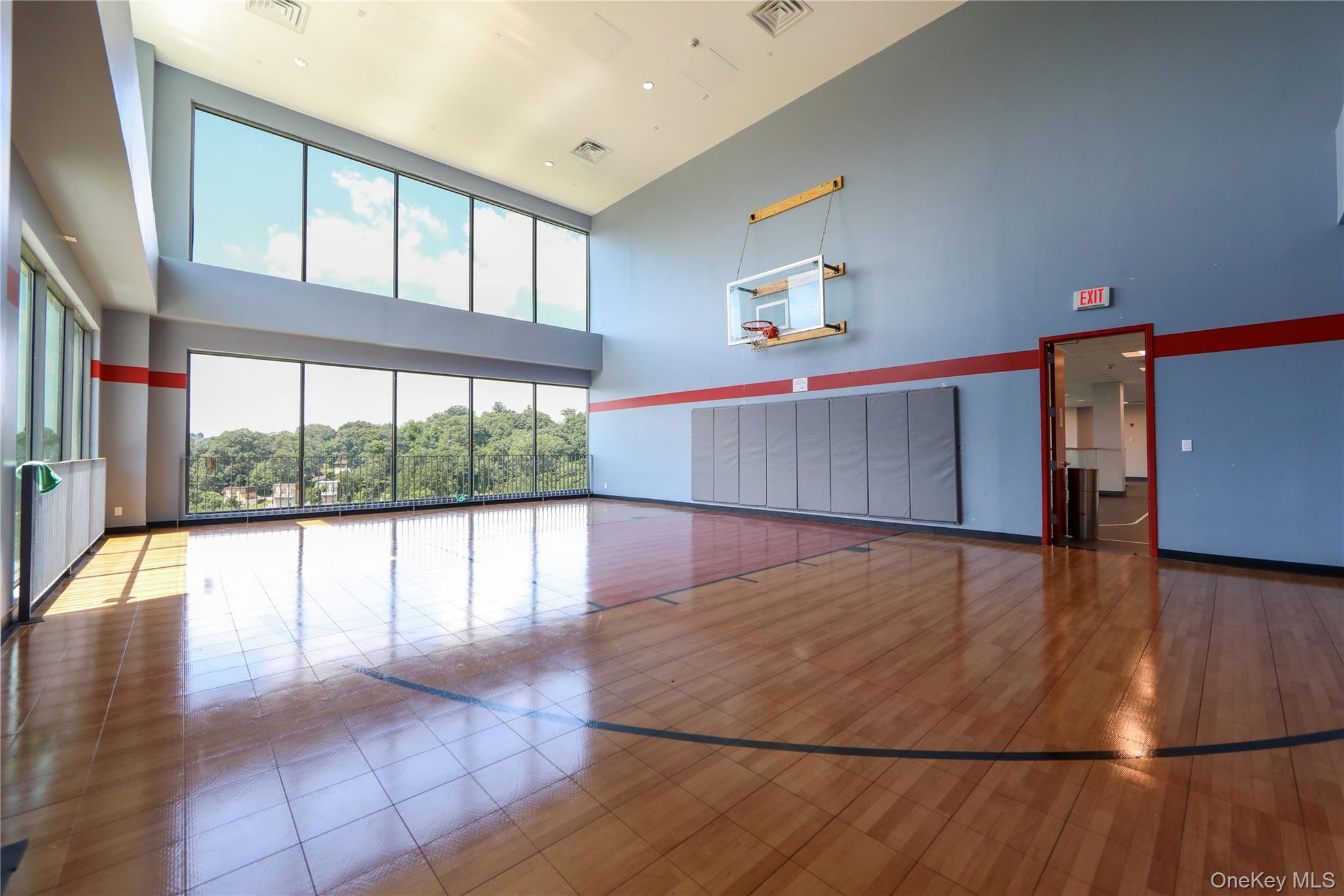 #9 photo, 701 Ridge Hill Boulevard, Yonkers , NY 10710