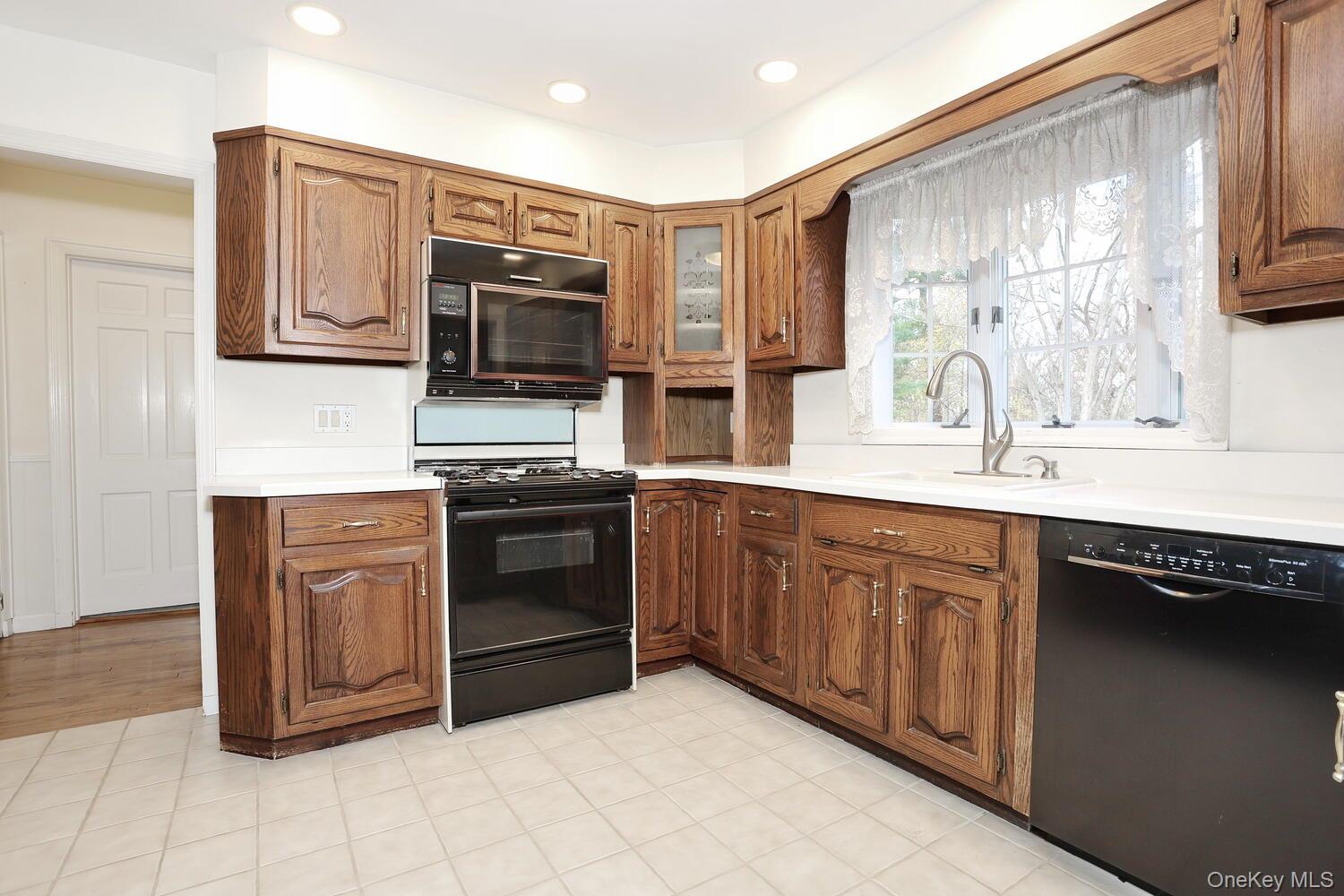 #19 photo, 50 Campbell Avenue, Airmont , NY 10901