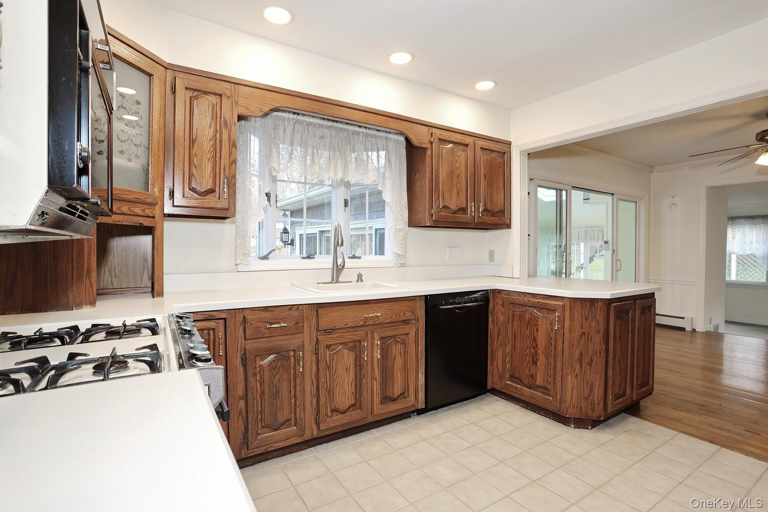 #20 photo, 50 Campbell Avenue, Airmont , NY 10901