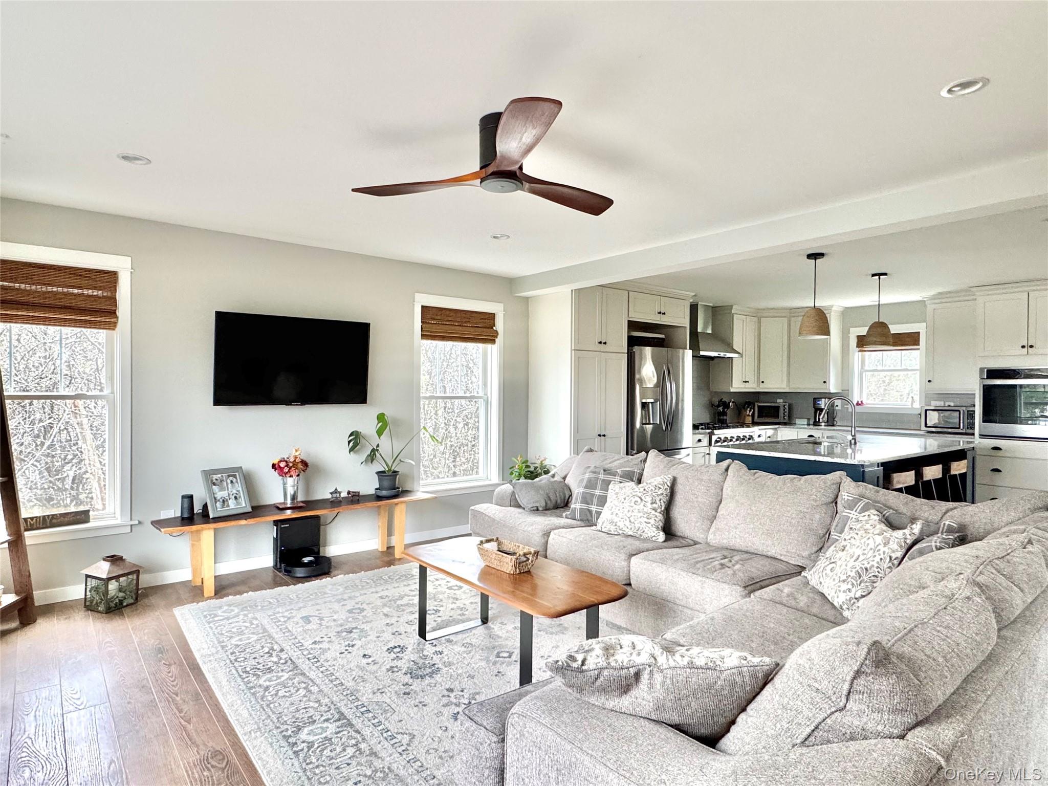 #10 photo, 77 Longwood Drive, Athens , NY 12015