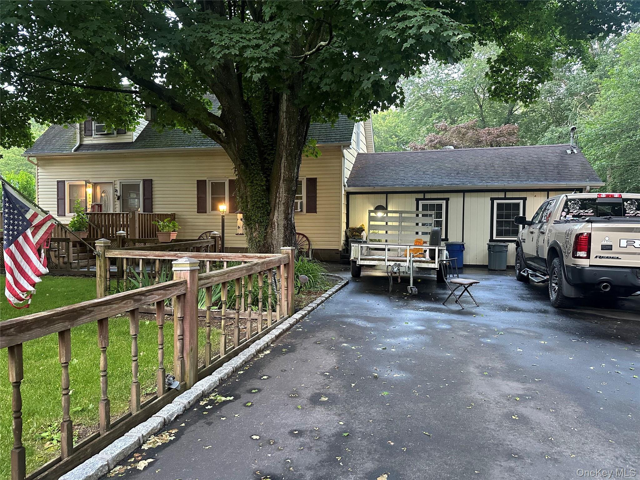 #1 photo, 71 Crescent Street, Yaphank , NY 11980