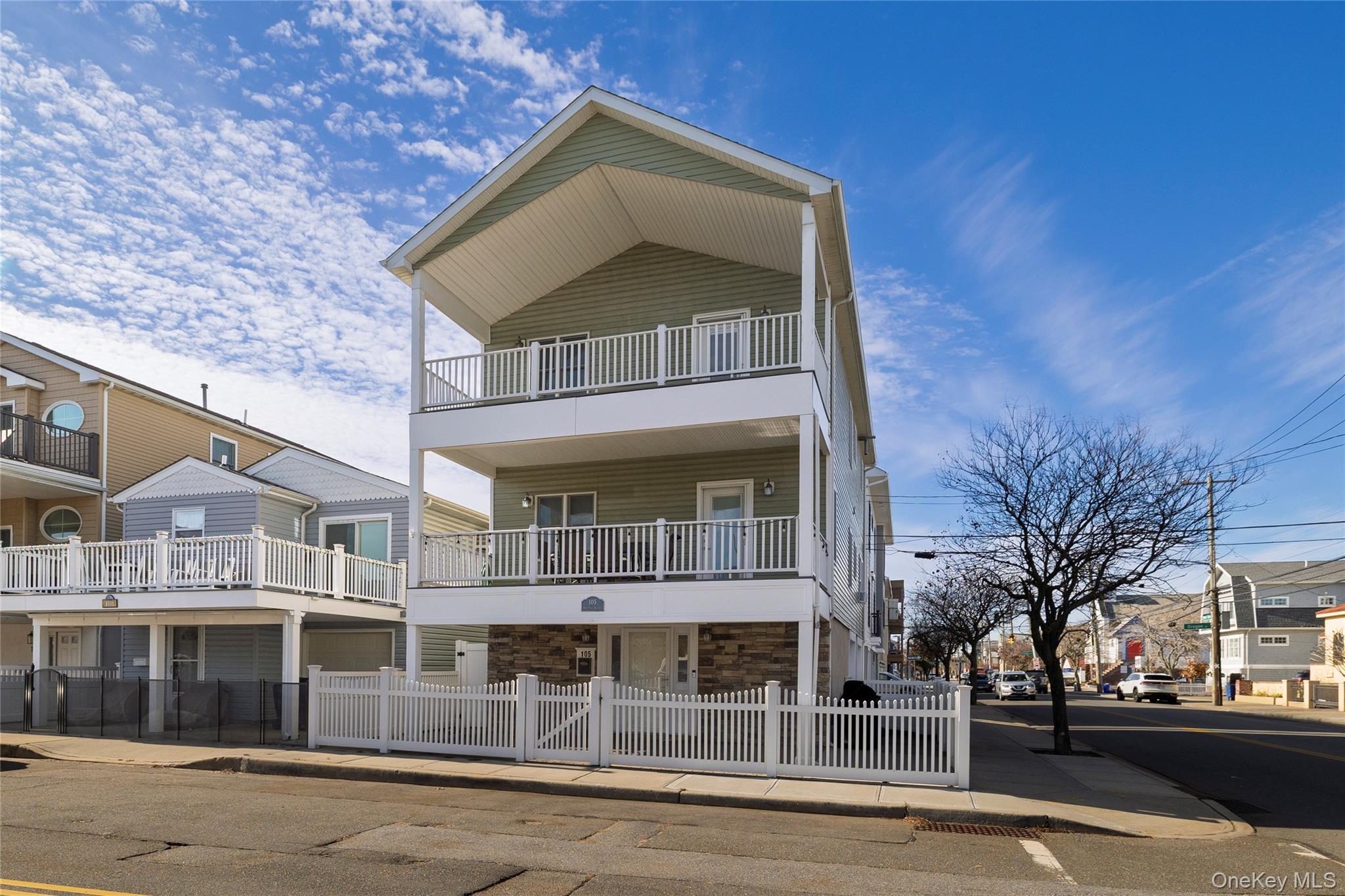 #2 photo, 105 Arizona Avenue, Long Beach , NY 11561