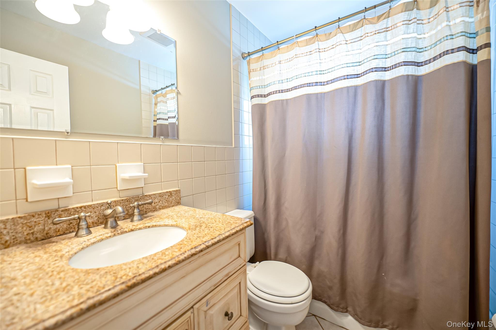 #8 photo, 13A Homeland Drive, Huntington , NY 11743