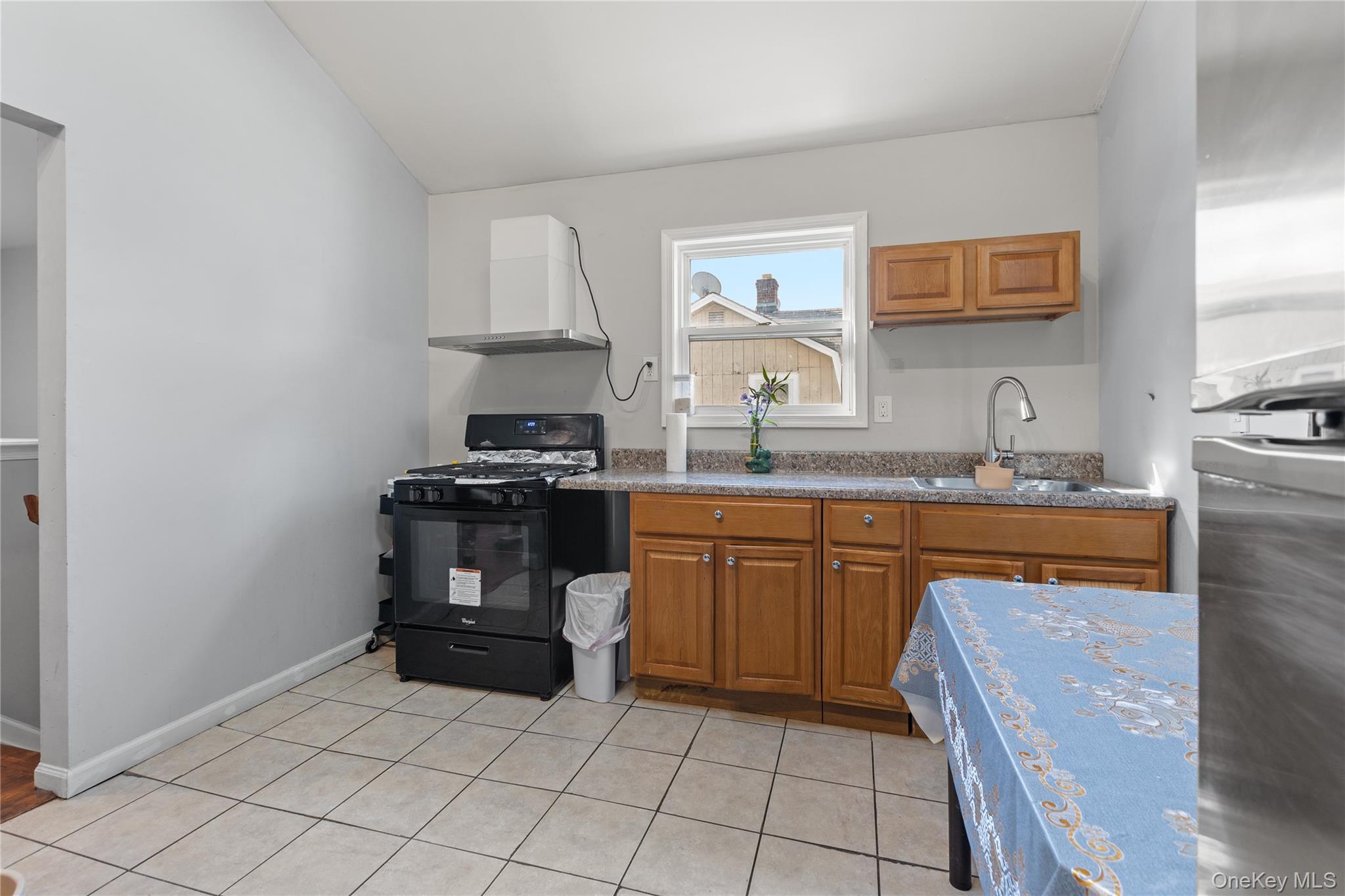 #12 photo, 67 Harts Avenue, Roosevelt , NY 11575