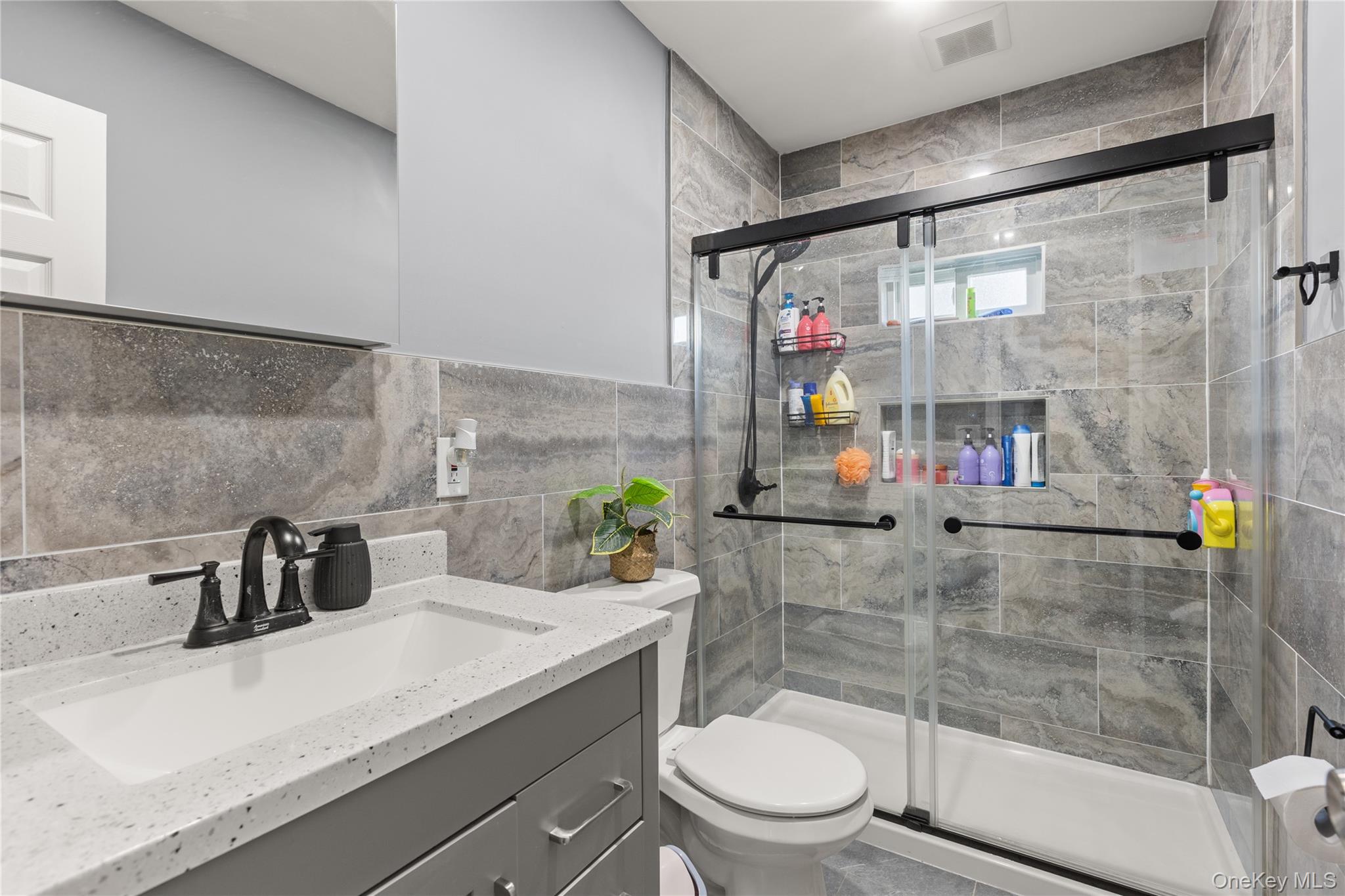 #14 photo, 67 Harts Avenue, Roosevelt , NY 11575