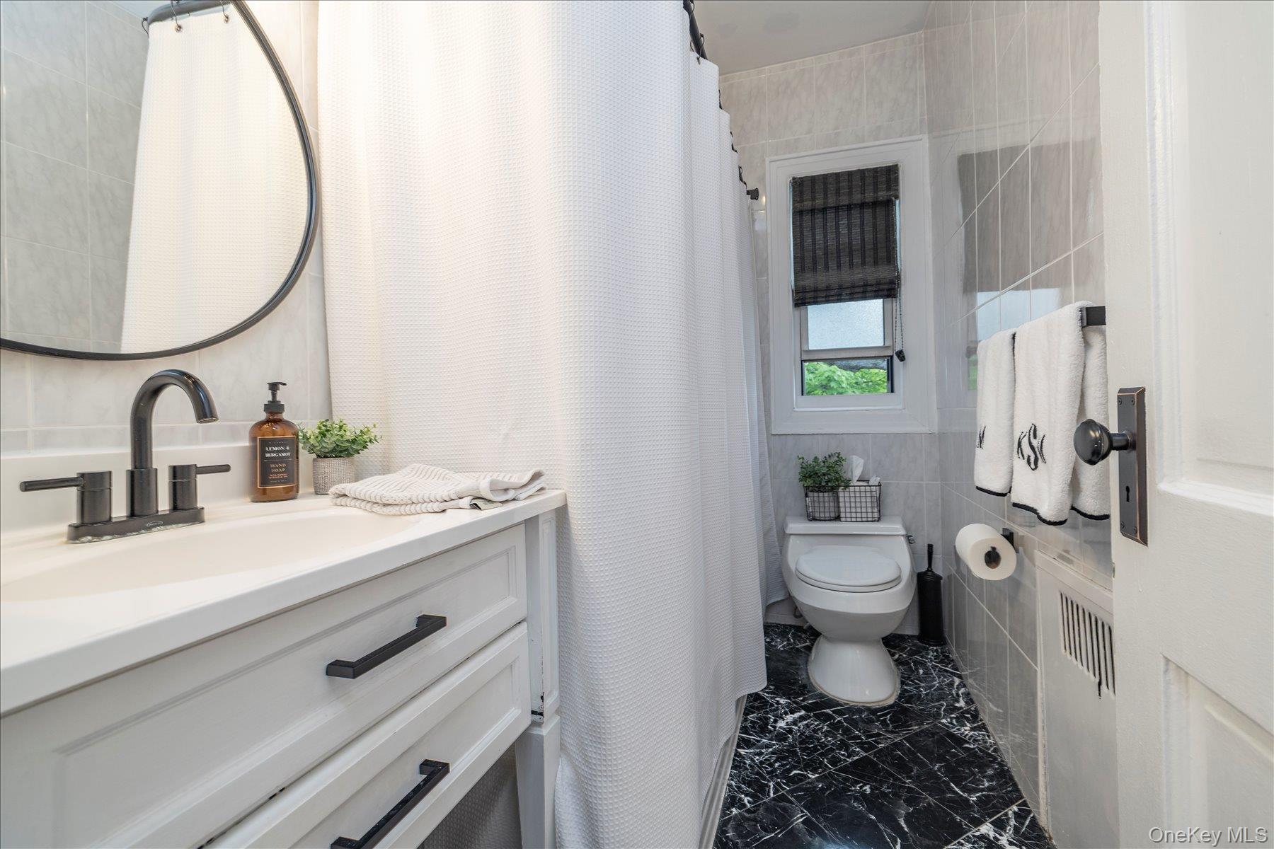 #9 photo, 261 Central Avenue, Lawrence , NY 11559