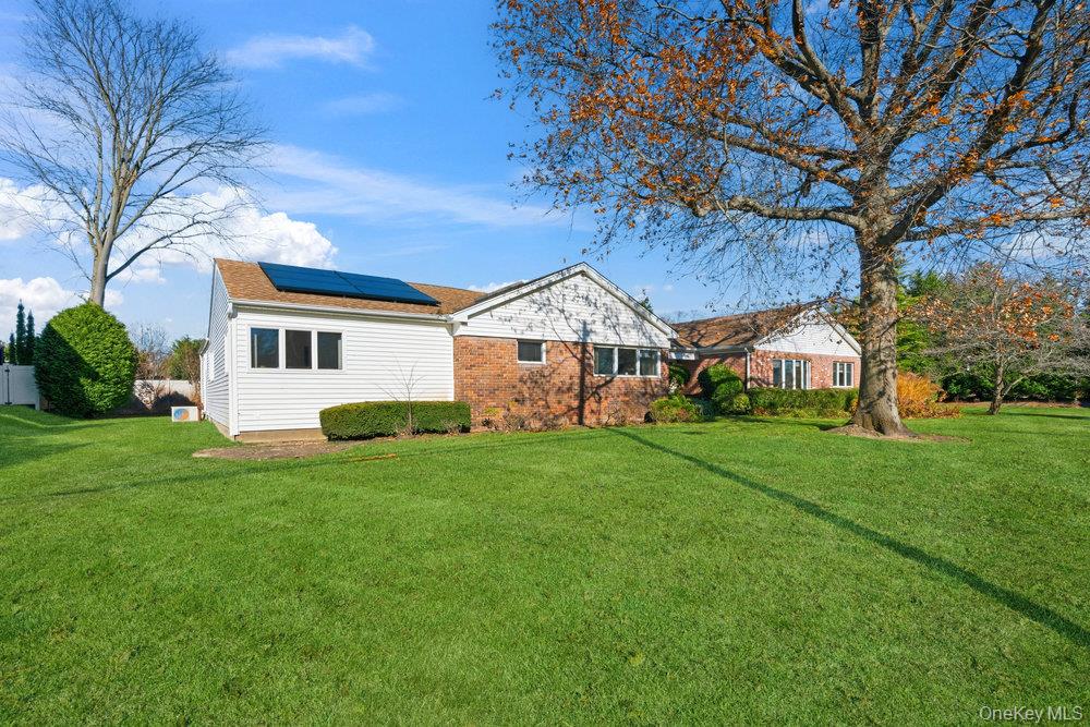 #5 photo, 72 Lake End Road, Merrick , NY 11566