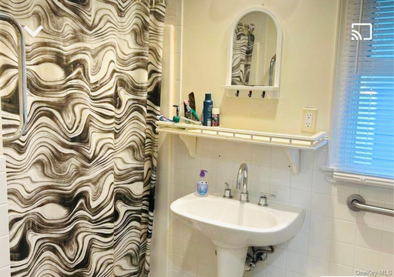 #18 photo, 100 Broad Street, Williston Park , NY 11596