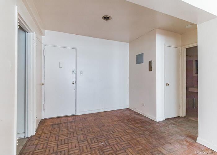 #5 photo, 5235 Post Road, Bronx , NY 10471