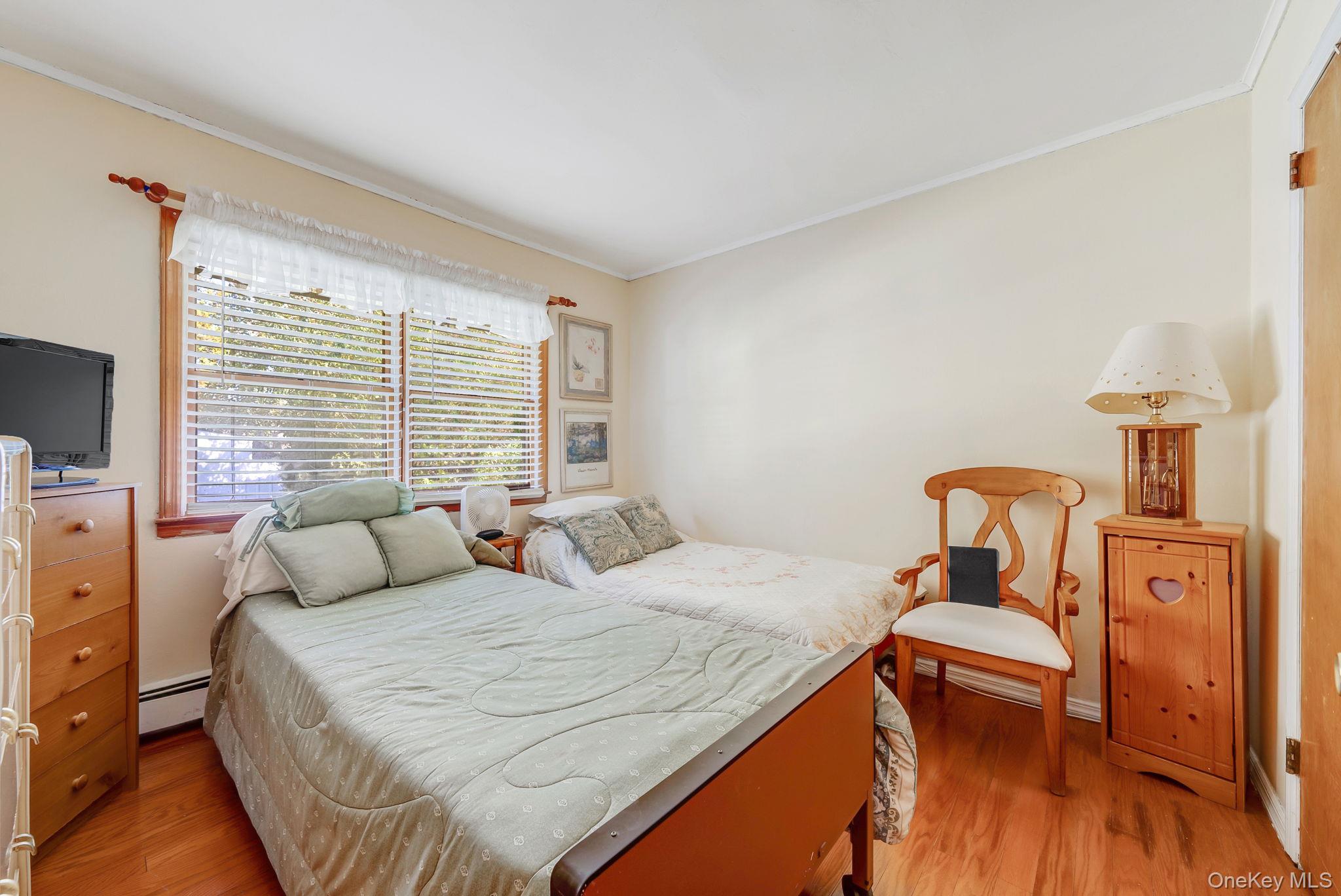 #15 photo, 350 52nd Street, Lindenhurst , NY 11757