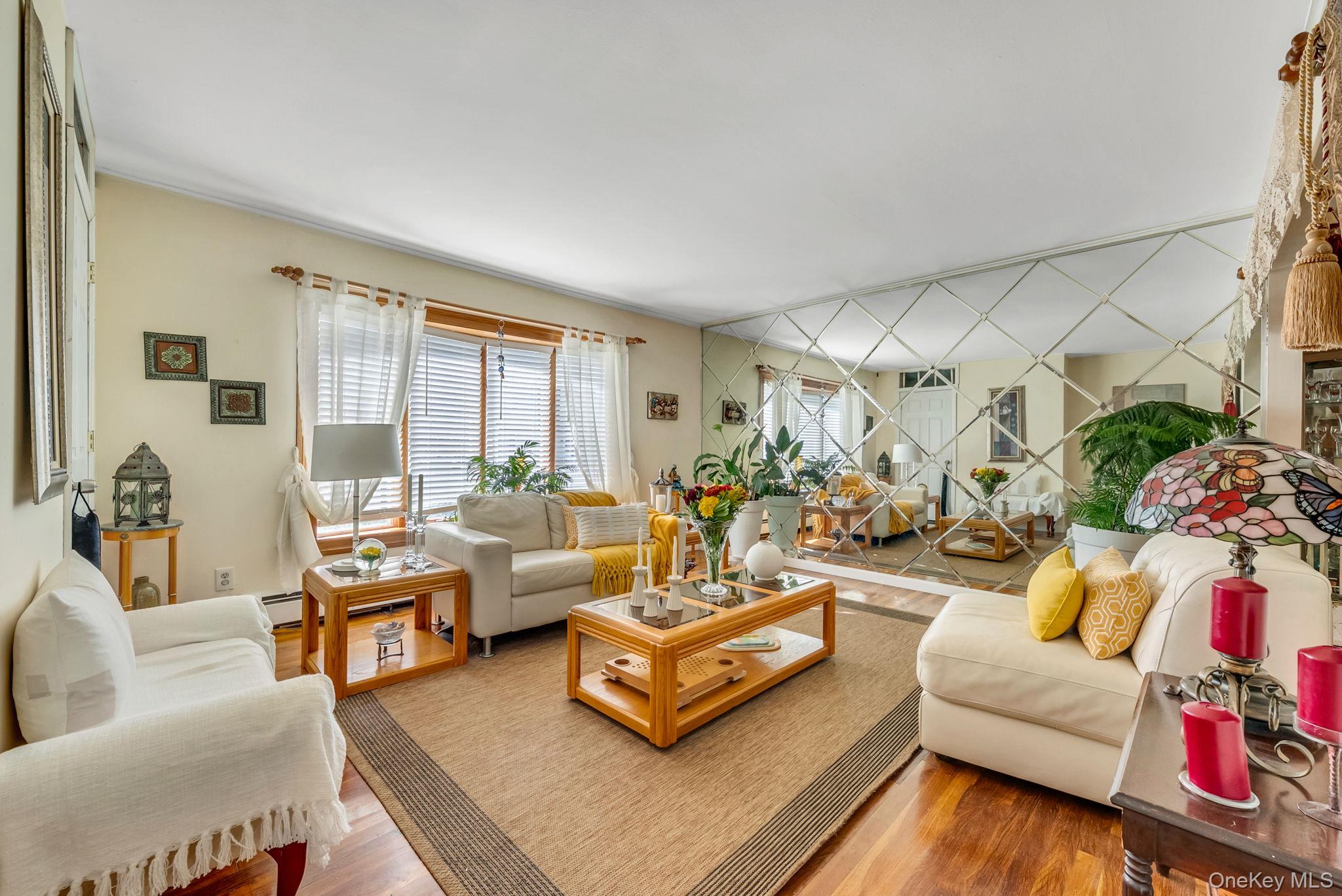 #7 photo, 350 52nd Street, Lindenhurst , NY 11757