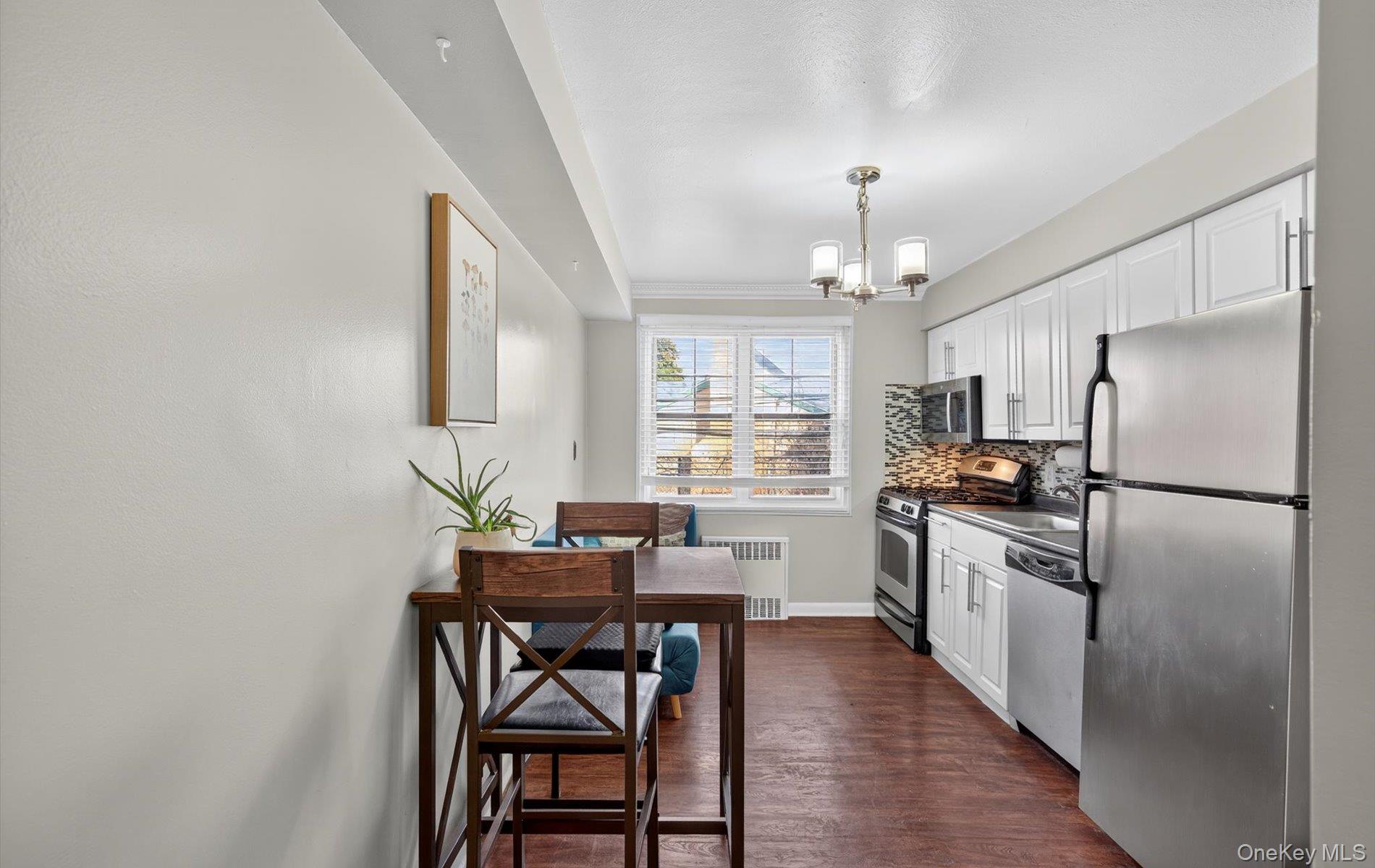 #7 photo, 324 Post Avenue, Westbury , NY 11590