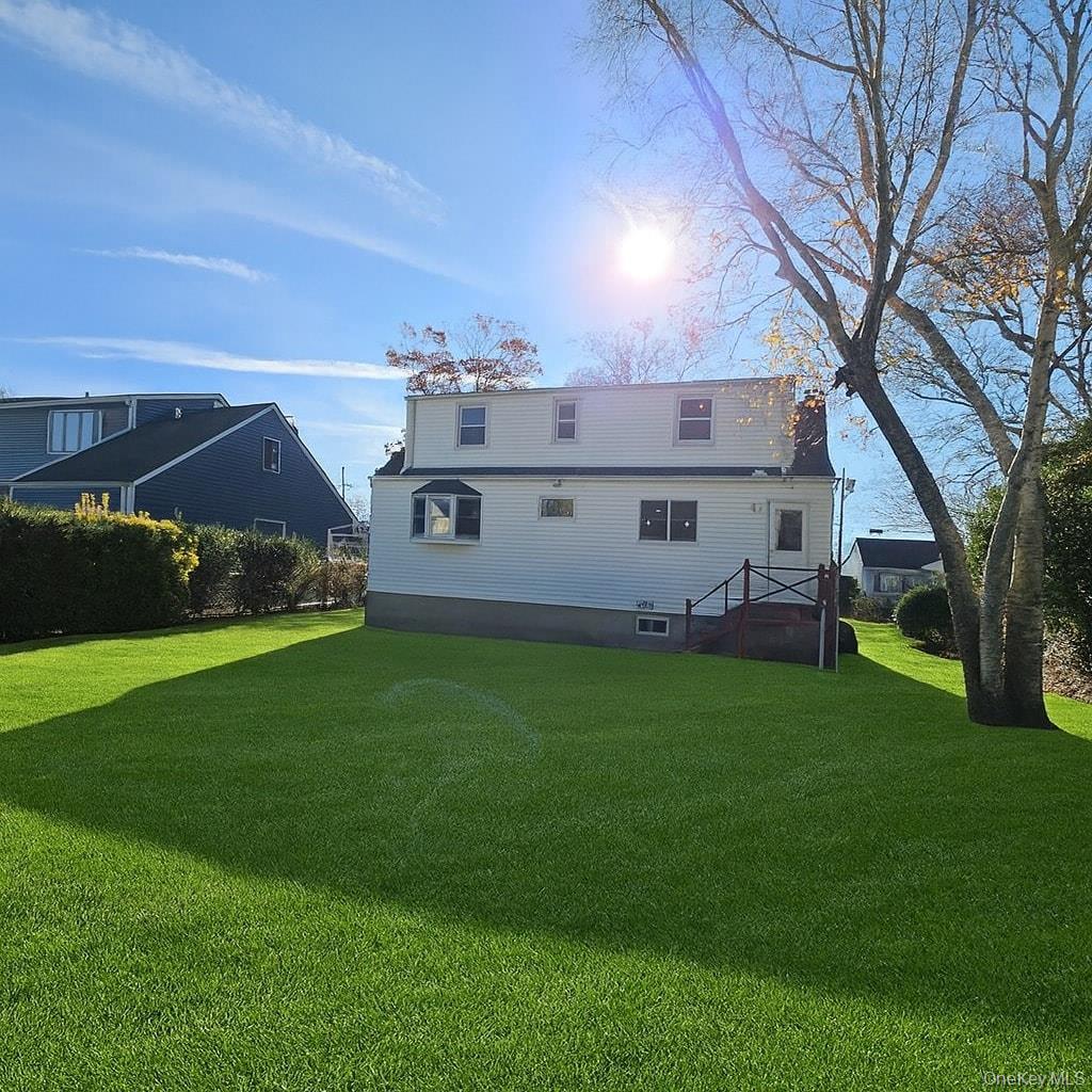 #1 photo, 113 Yoakum Avenue, Farmingdale , NY 11735