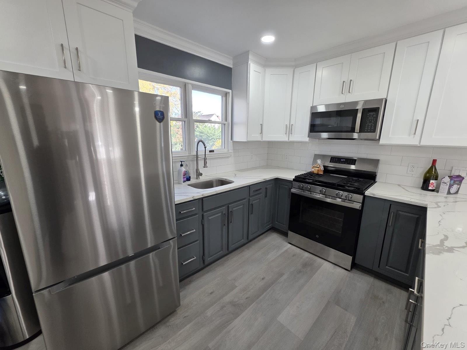 #11 photo, 113 Yoakum Avenue, Farmingdale , NY 11735