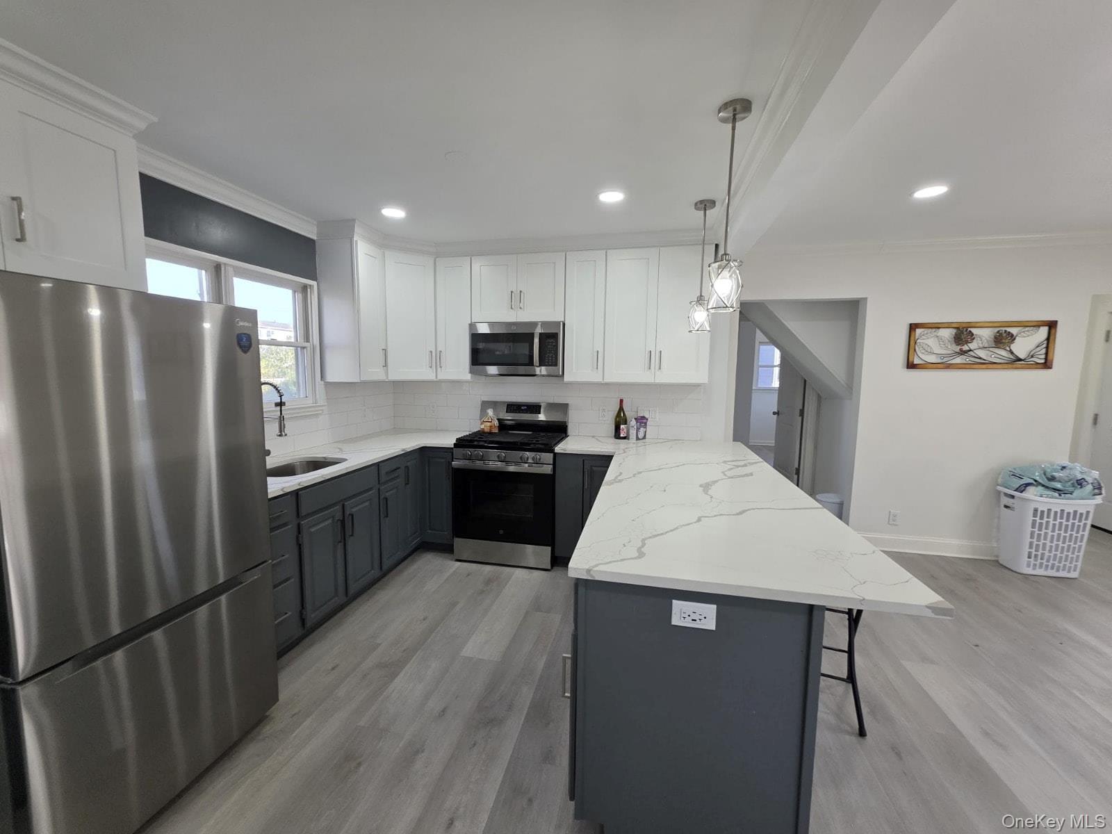 #8 photo, 113 Yoakum Avenue, Farmingdale , NY 11735