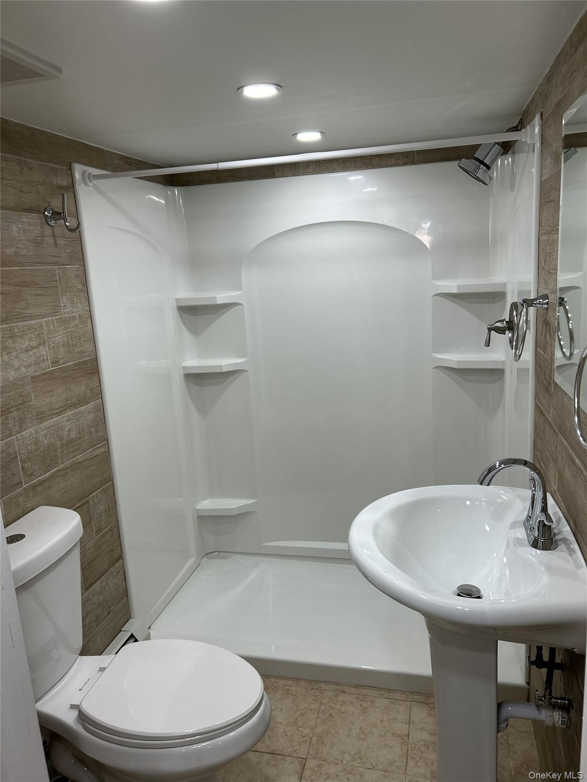 #19 photo, 61 Natick Street, Staten Island , NY 10306