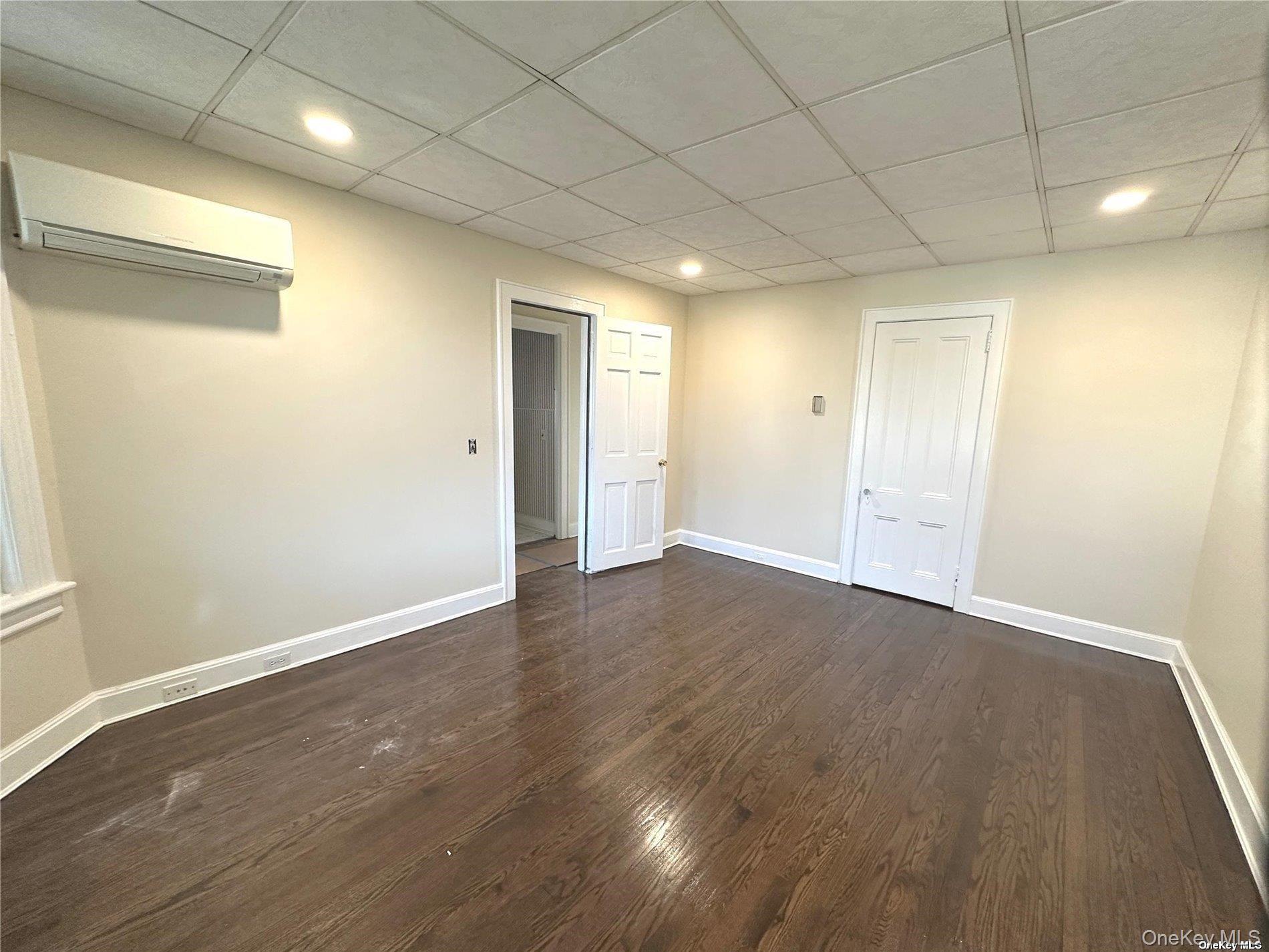 #10 photo, 209 Main Street, Northport , NY 11768