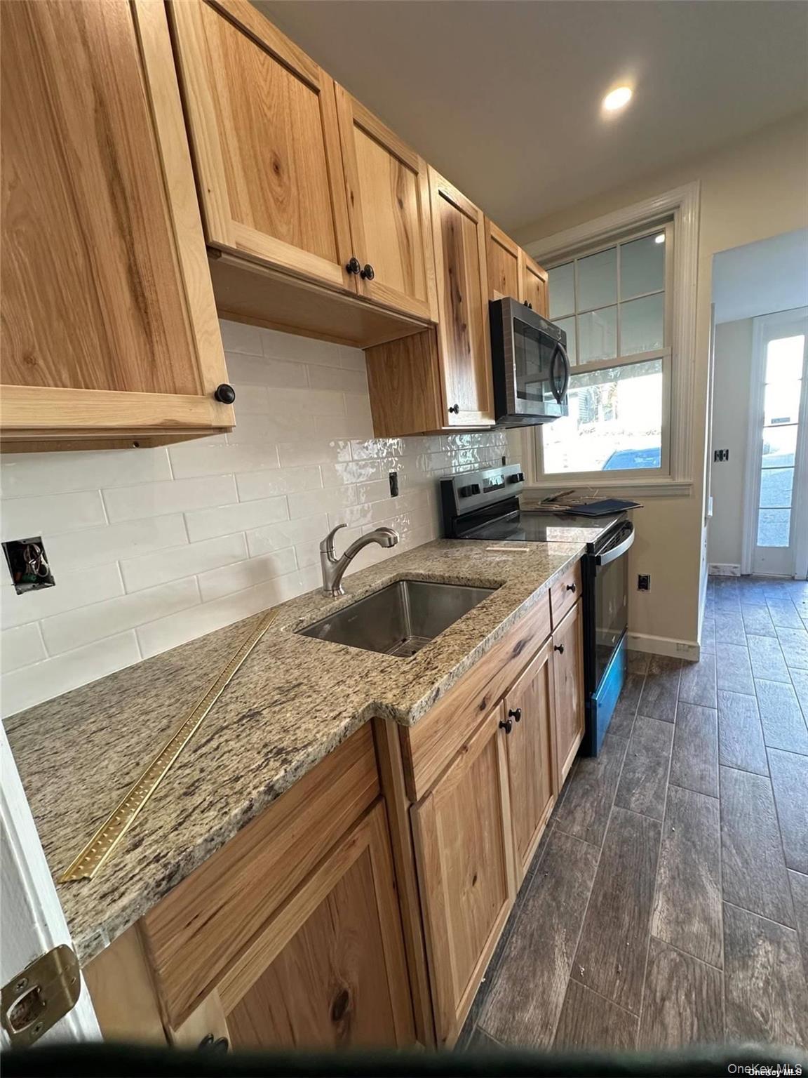 #5 photo, 209 Main Street, Northport , NY 11768