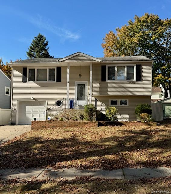 #1 photo, 5 Vilno, Huntington Station , NY 11746