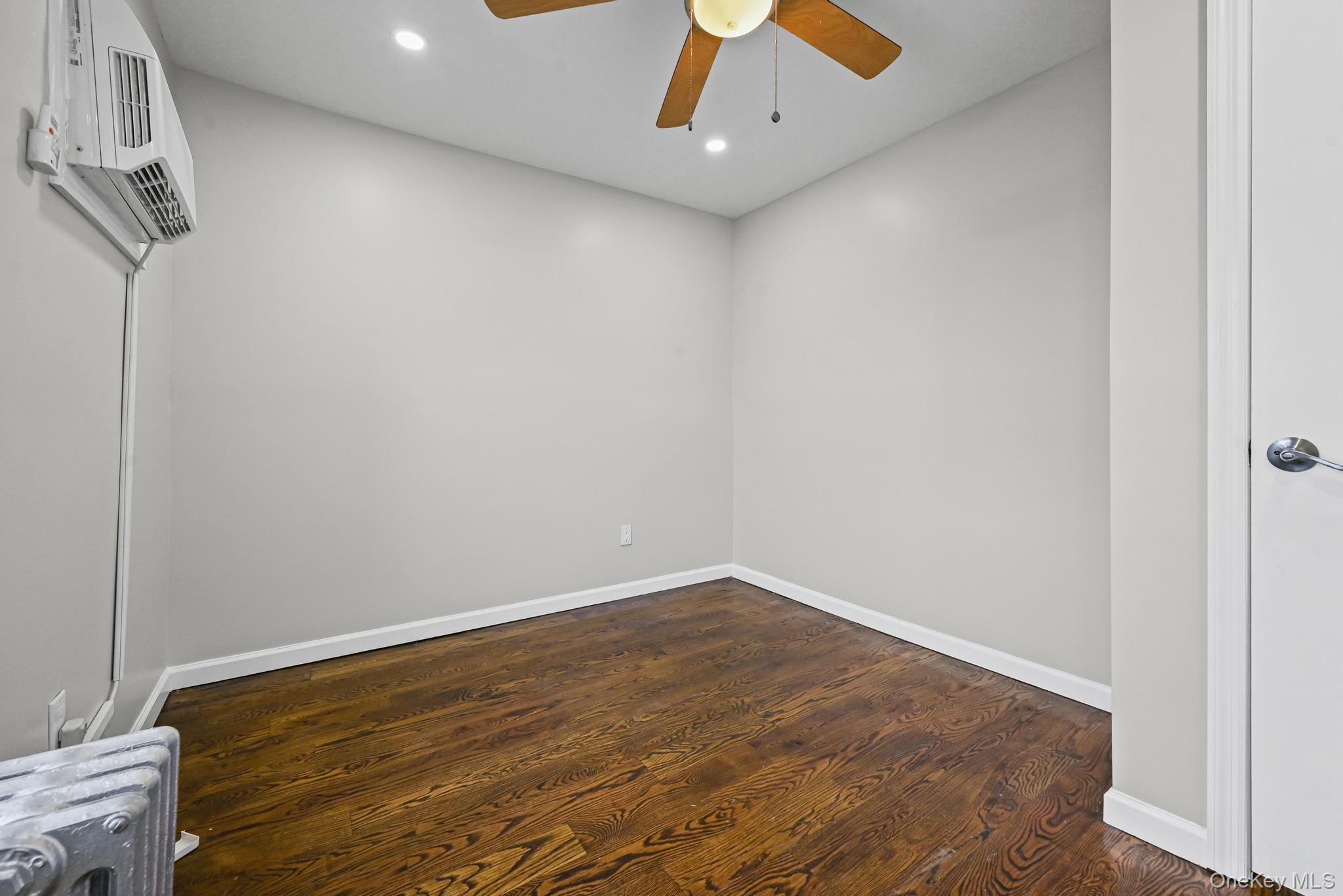 #8 photo, 1971 Hendrickson Street, Brooklyn , NY 11234